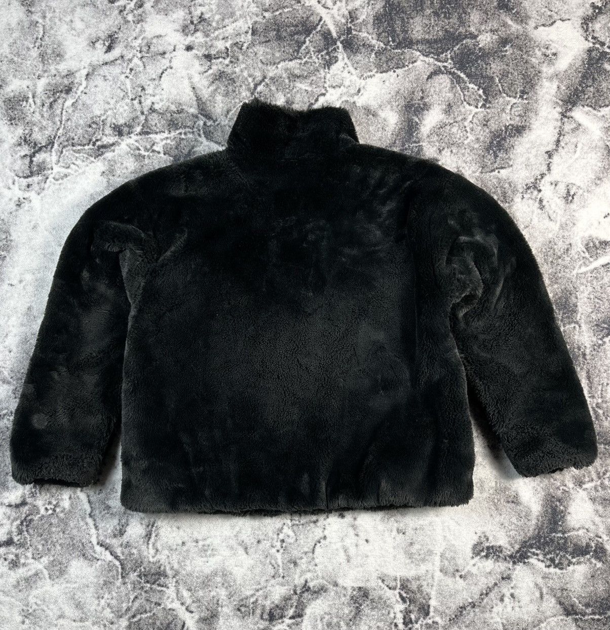 Nike Nike Faux Fur Big Swoosh Jacket Black Streetwear Size US M / EU 48-50 / 2 - 9 Thumbnail