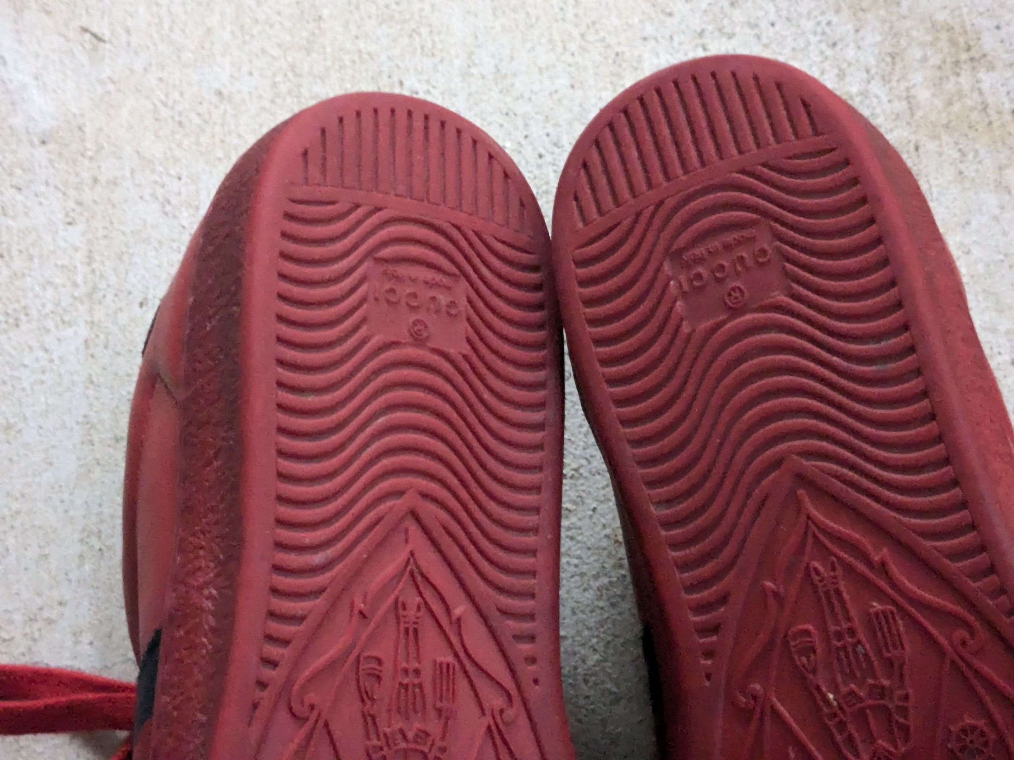 Gucci Gucci Ace Sneakers Red Bee 9.5 Leather Low Tops Size US 9.5 / EU 42-43 - 15 Thumbnail