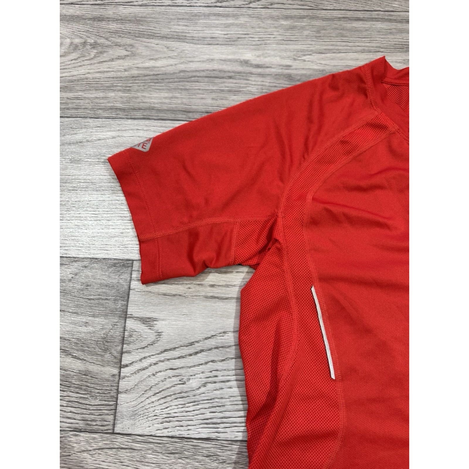 Salomon Salomon T-Shirt Short Sleeve Mens Size S Red ActiLite Trail Running 1/3 Zip Overall Activewear Shirt Size US S / EU 44-46 / 1 - 5 Thumbnail