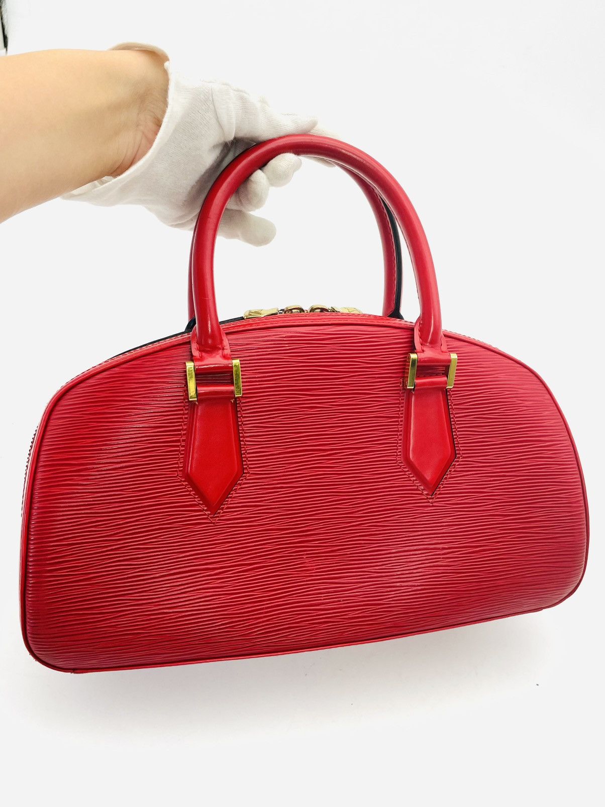 Louis Vuitton Louis Vuitton epi Jasmine red hand bag Size ONE SIZE - 1 Thumbnail