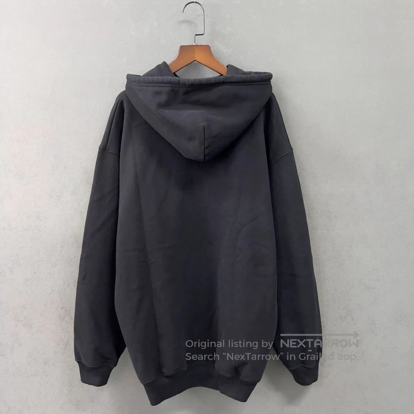Balenciaga Balenciaga Logo Hoodie for Men. Size US M / EU 48-50 / 2 - 2 Thumbnail