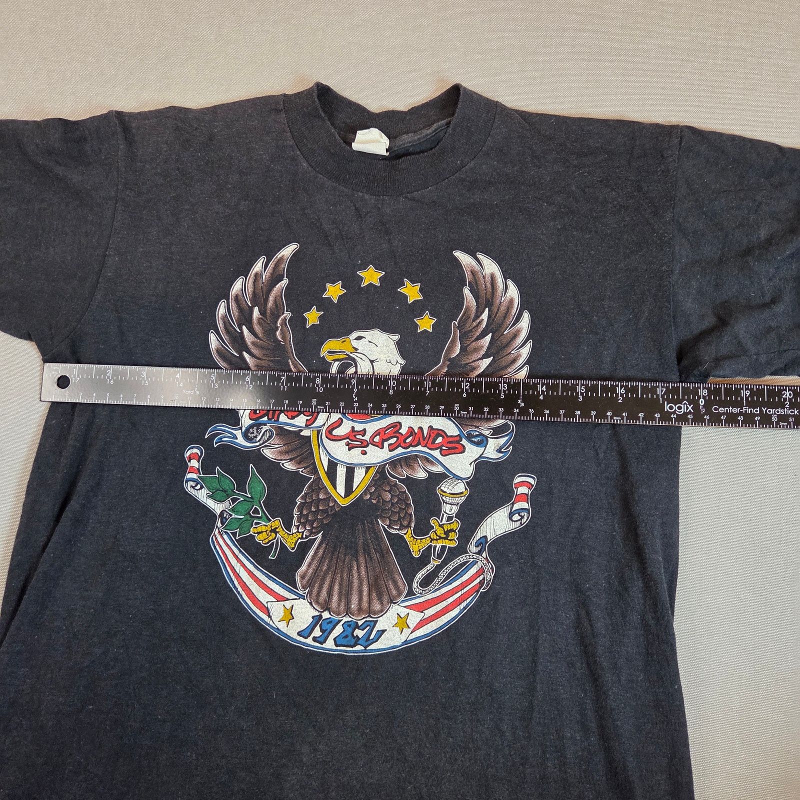 Vintage Vintage 1982 Gary U.S. Bonds On The Line Tour Tee USA Size US L / EU 52-54 / 3 - 9 Thumbnail