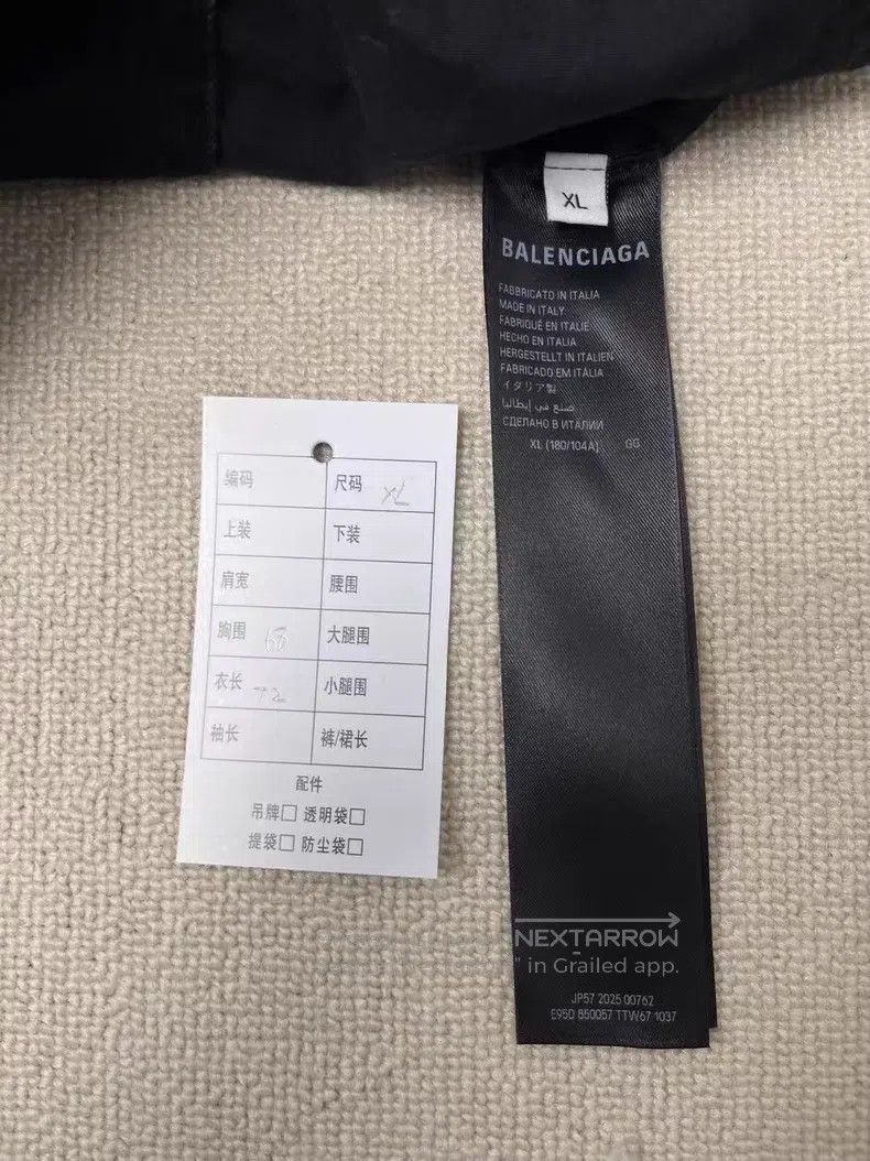 Balenciaga Balenciaga Hooded Zipper Jacket with Adjustable Cuffs Size US XL / EU 56 / 4 - 4 Thumbnail