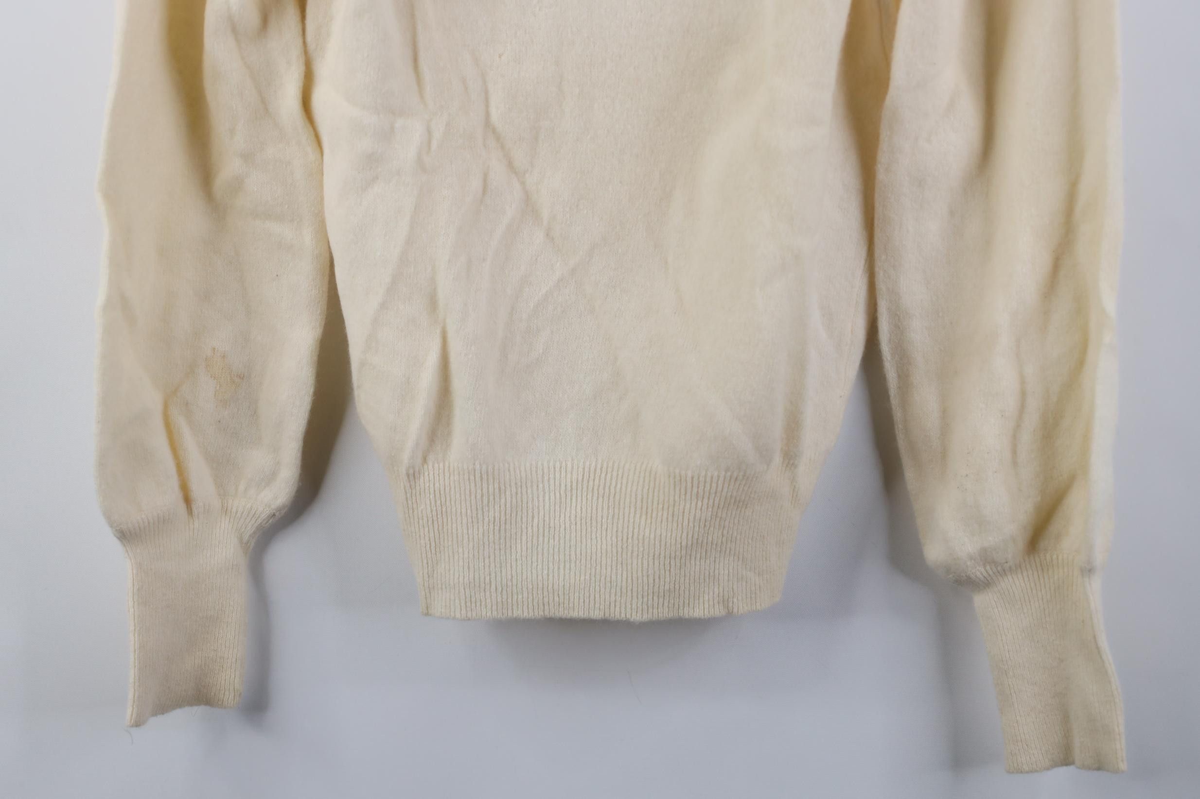 Vintage Vintage 80s 90s Lambswool Knit Off Shoulder Sweater Beige Size M / US 6-8 / IT 42-44 - 3 Thumbnail