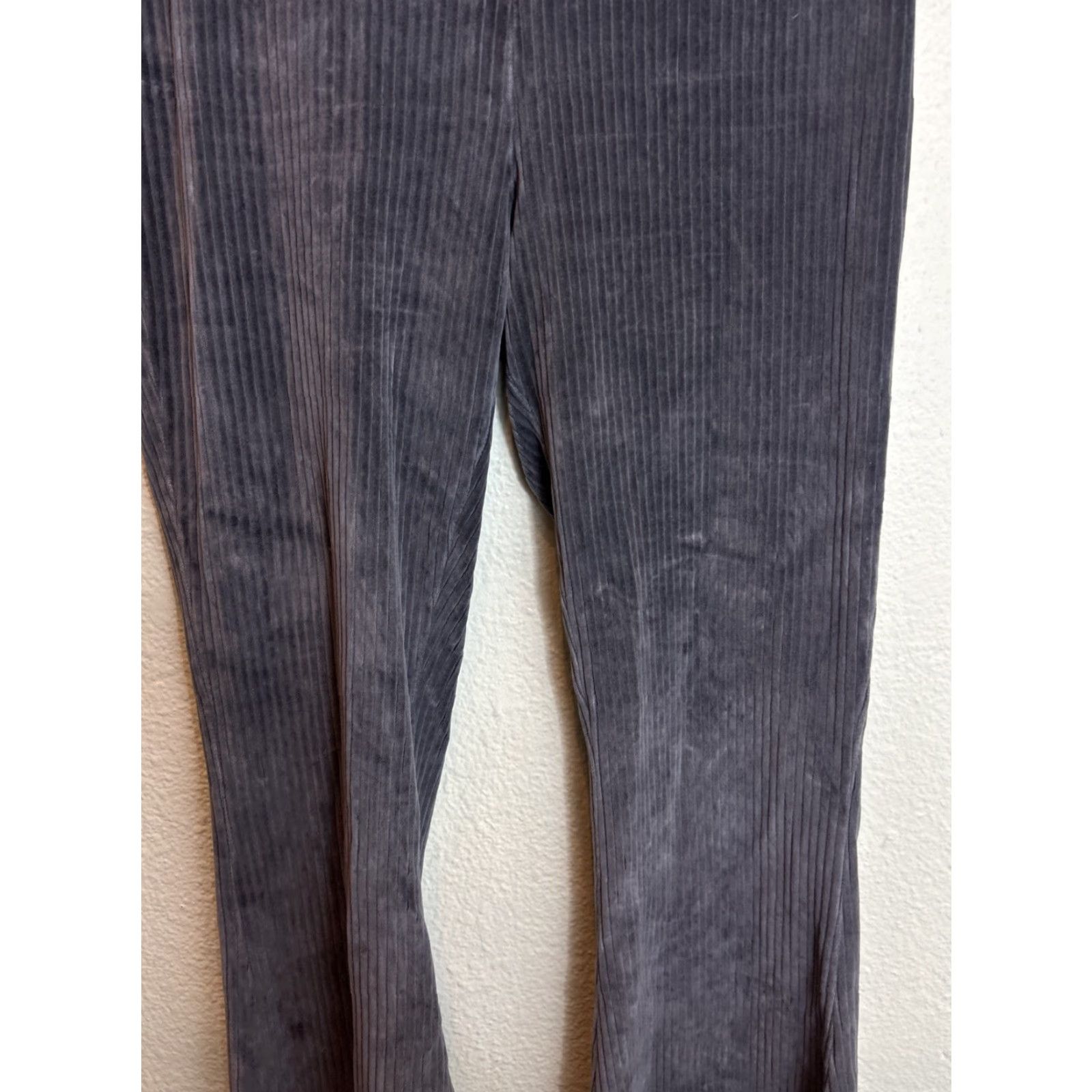 Vintage Aerie Groove-On Velour High Waisted Flare Pant L Gray Sweatpants Flared Womens 32x34 Size 36" / US 14 / IT 50 - 5 Thumbnail