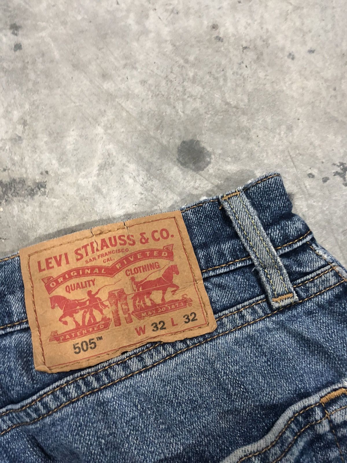 Levi's × Levi's Vintage Clothing Levi’s 505 Stonewashed Denim Jeans Size US 30 / EU 46 - 4 Thumbnail