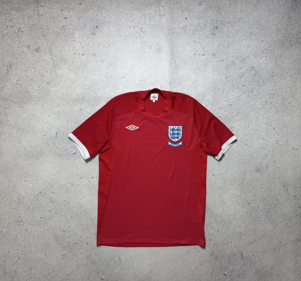 Umbro Umbro England Team 2010/2011 Vintage Soccer Jersey Size US S / EU 44-46 / 1 - 1 Thumbnail