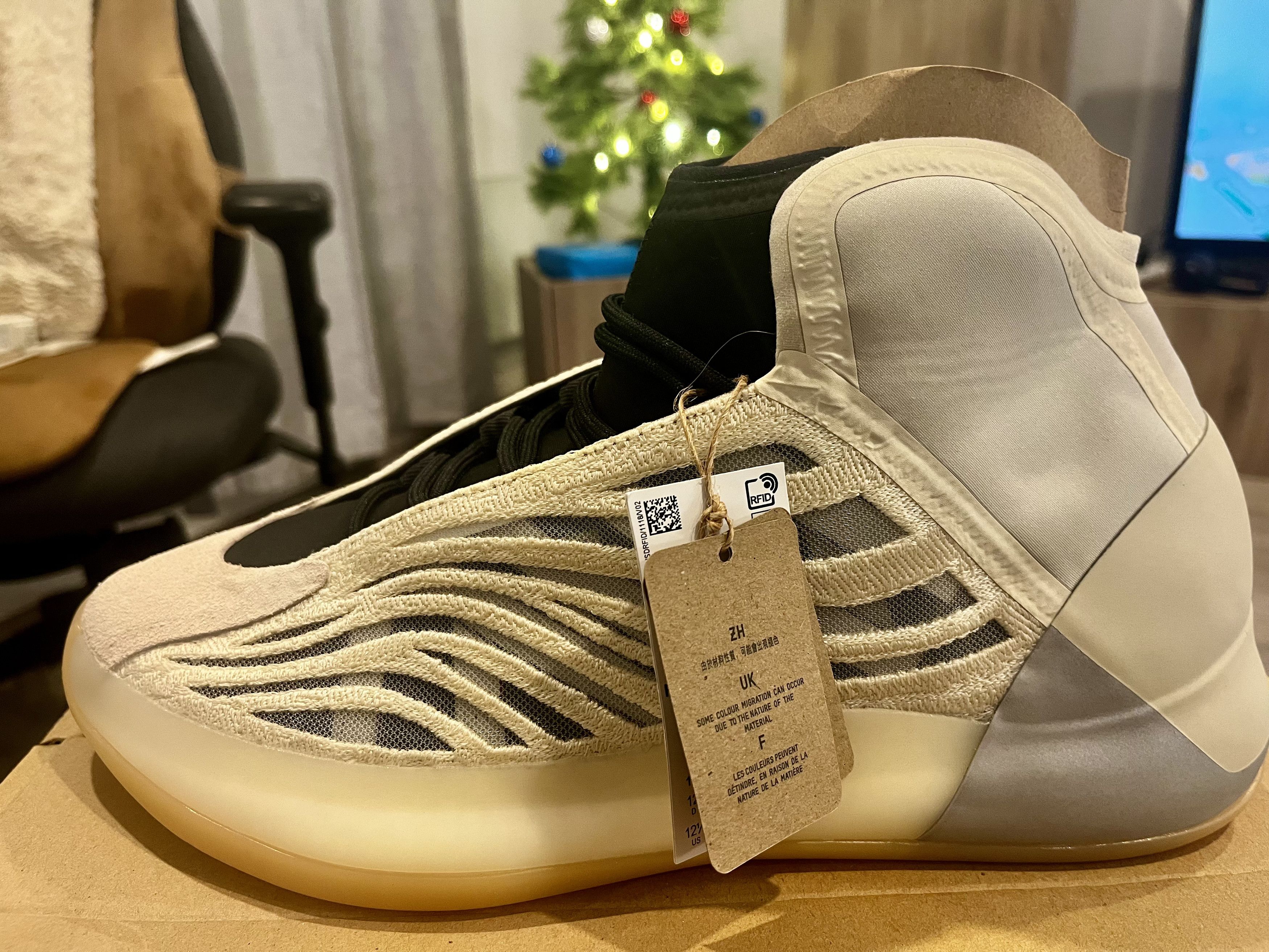 Yeezy YEEZY QUANTUM LIMITED EDITION ADIDAS SLATE MIST Size US 12.5 / EU 45-46 - 6 Thumbnail