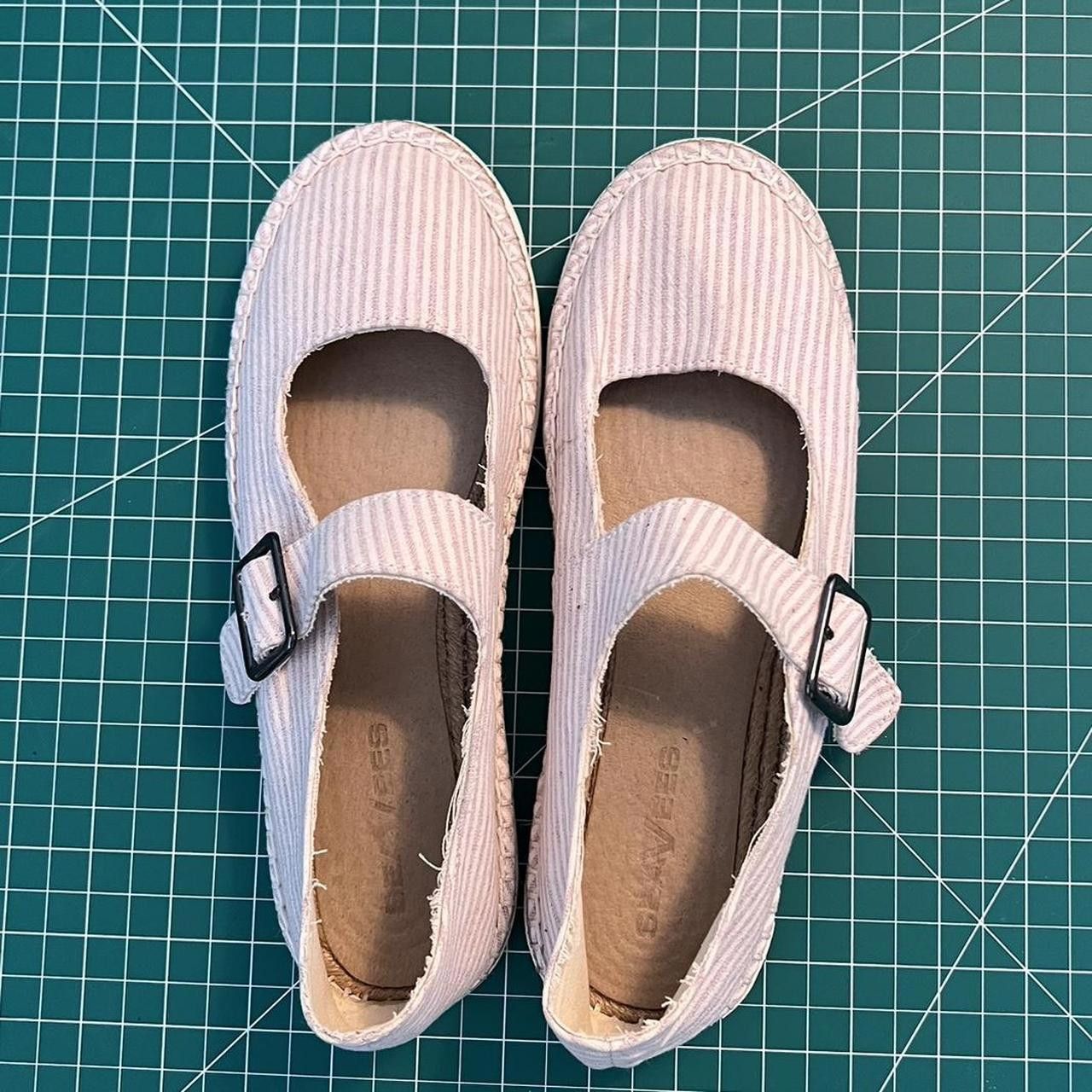 Designer Women's Striped Mary Jane Flats Size US 8 / IT 38 - 1 Thumbnail