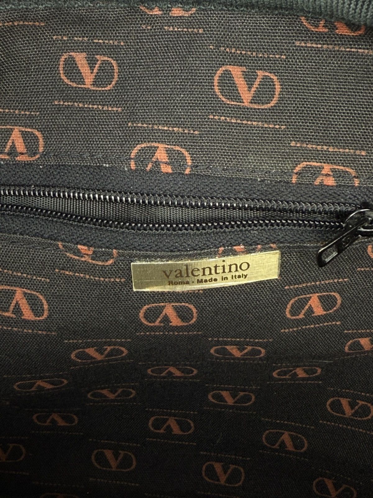Valentino VINTAGE Valentino Garavani Monogram Crossbody Bag Size ONE SIZE - 9 Thumbnail