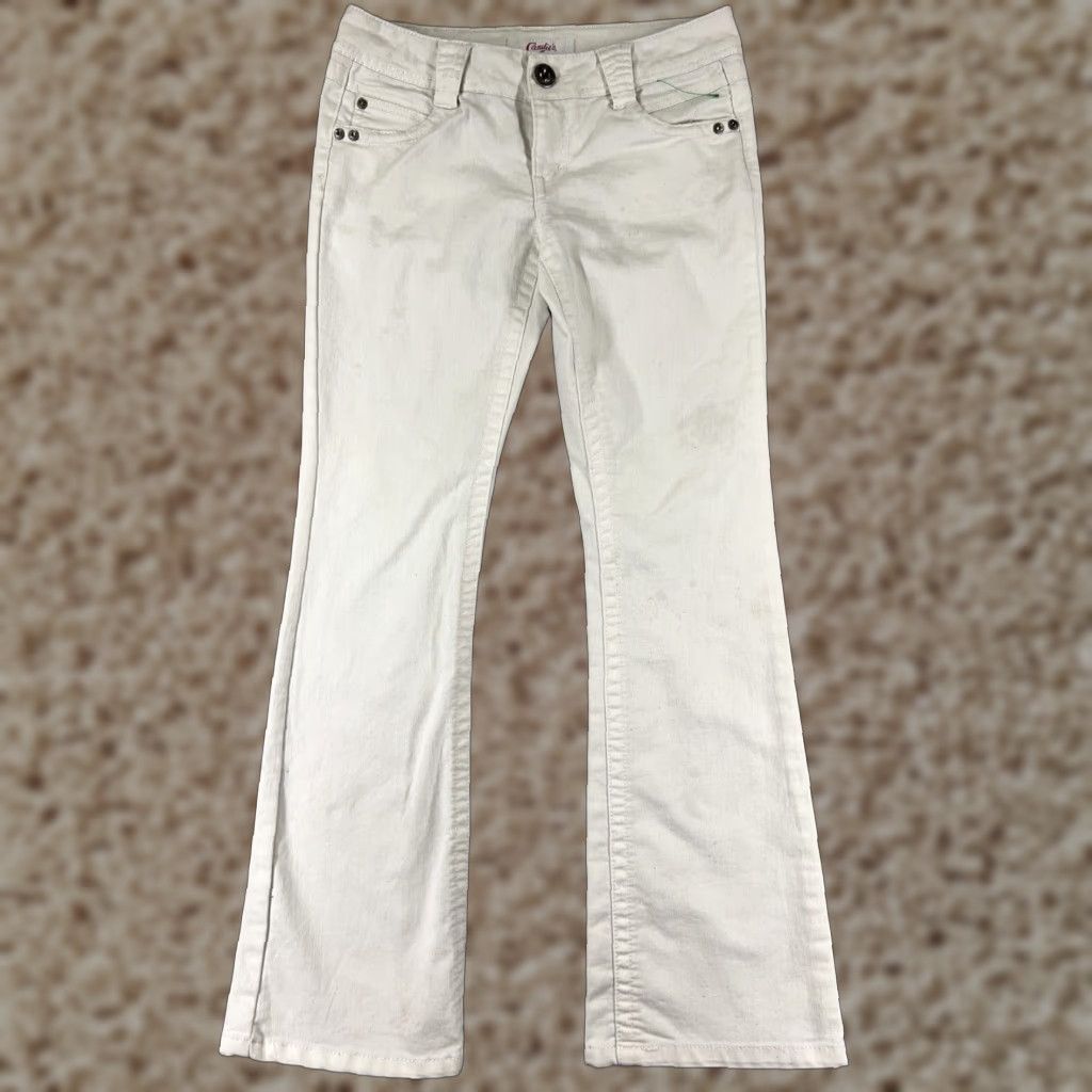 Vintage Candies Jeans Womens 7 White Denim Flared Embroidered Fleur De Lis Aztec Logo 5-Pocket Regular Jeans Womens Accessories Size 28" / US 6 / IT 42 - 1 Thumbnail