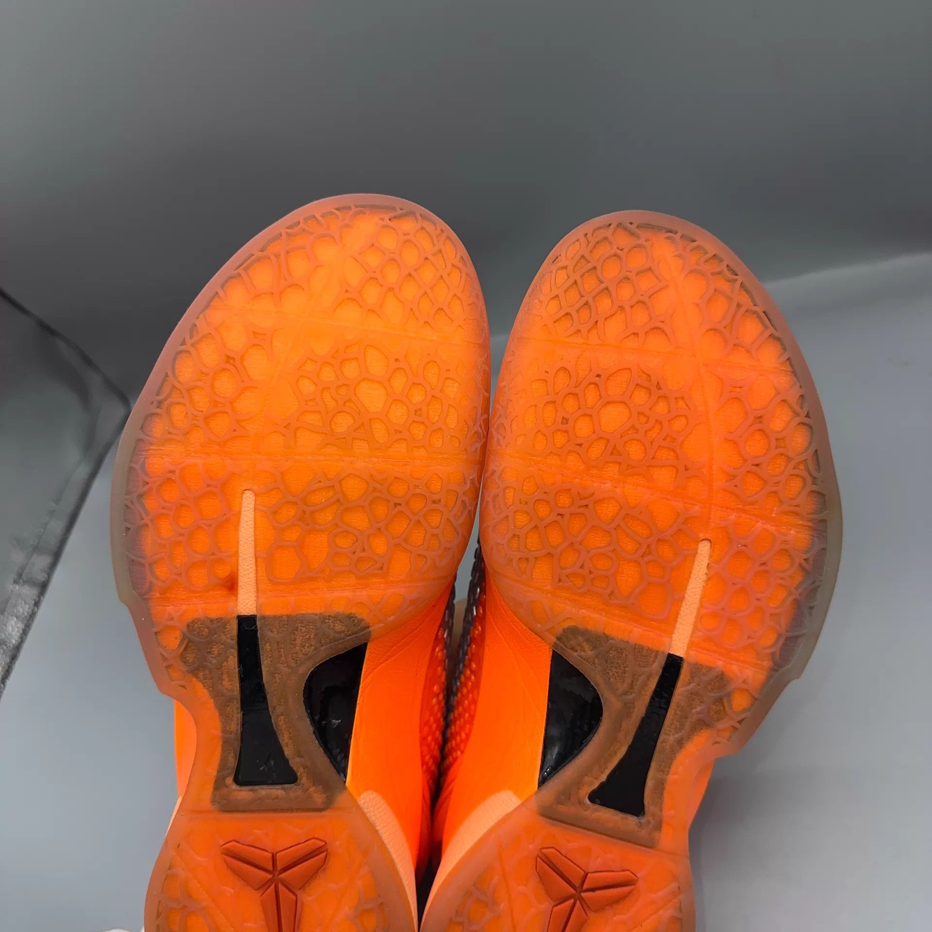 Nike Nike Kobe 6 Orange Silver Men's Size US 9 / EU 42 - 7 Thumbnail