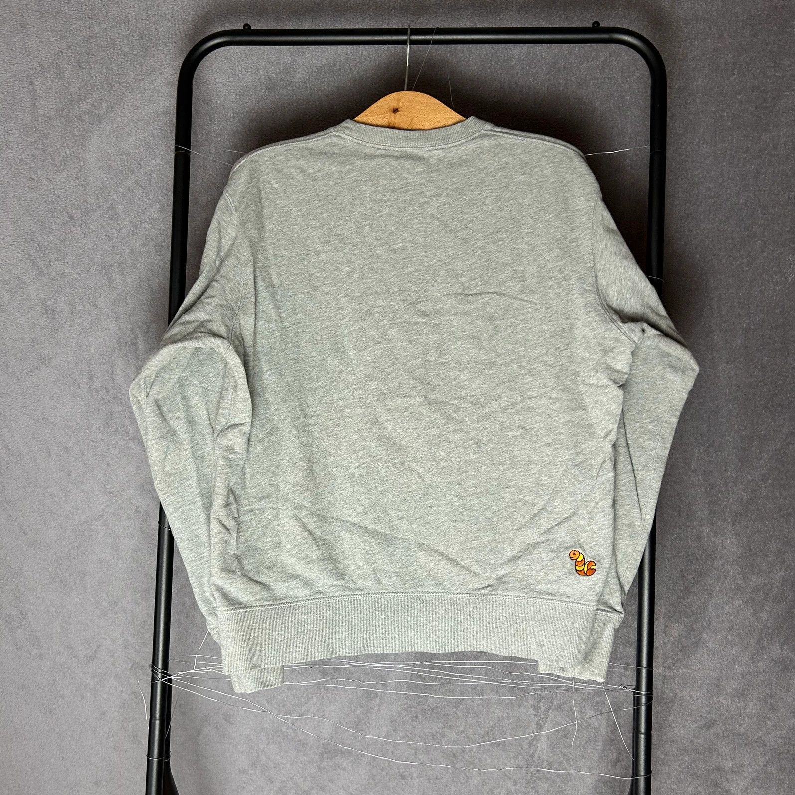 Japanese Brand × Kaws × Uniqlo Kaws x Uniqlo x Sesame Street crewneck big logo print Size US M / EU 48-50 / 2 - 2 Thumbnail