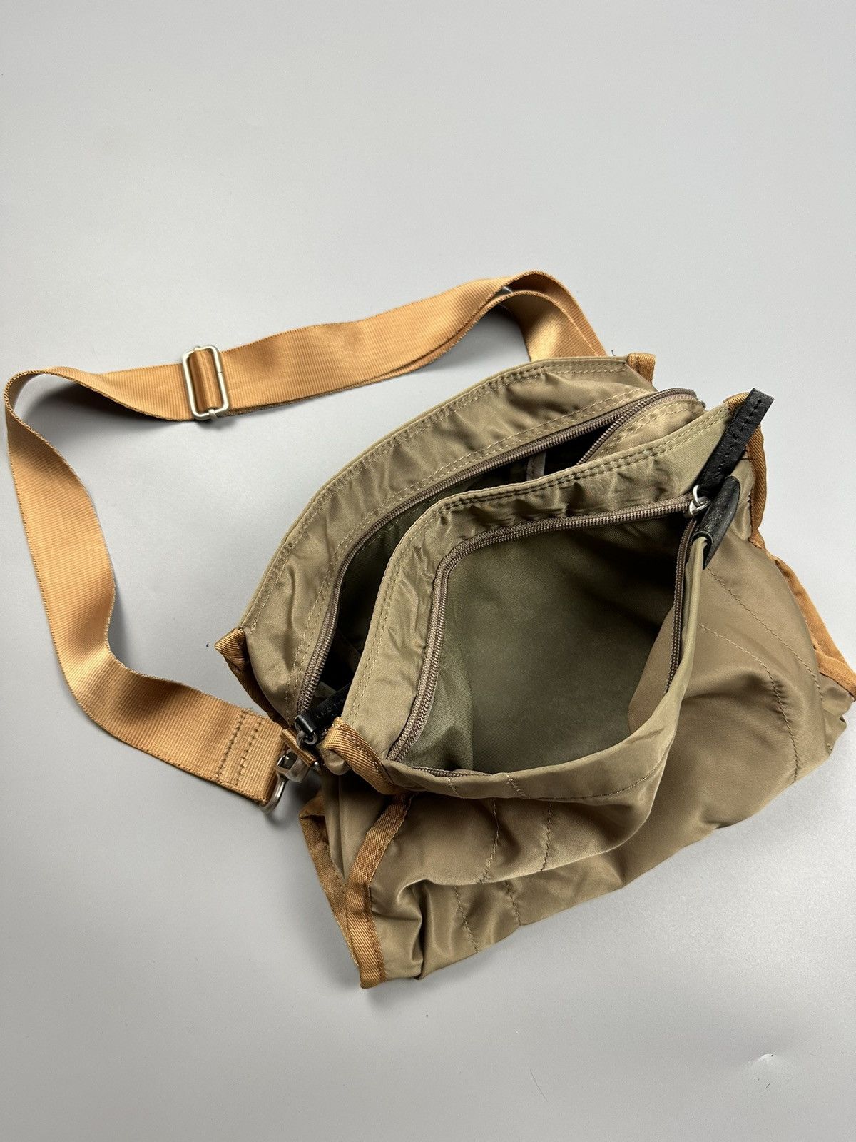 Y's × Yohji Yamamoto Vintage Sacsny Y’saccs Yohji Yamamoto Sling Bag Size ONE SIZE - 8 Thumbnail