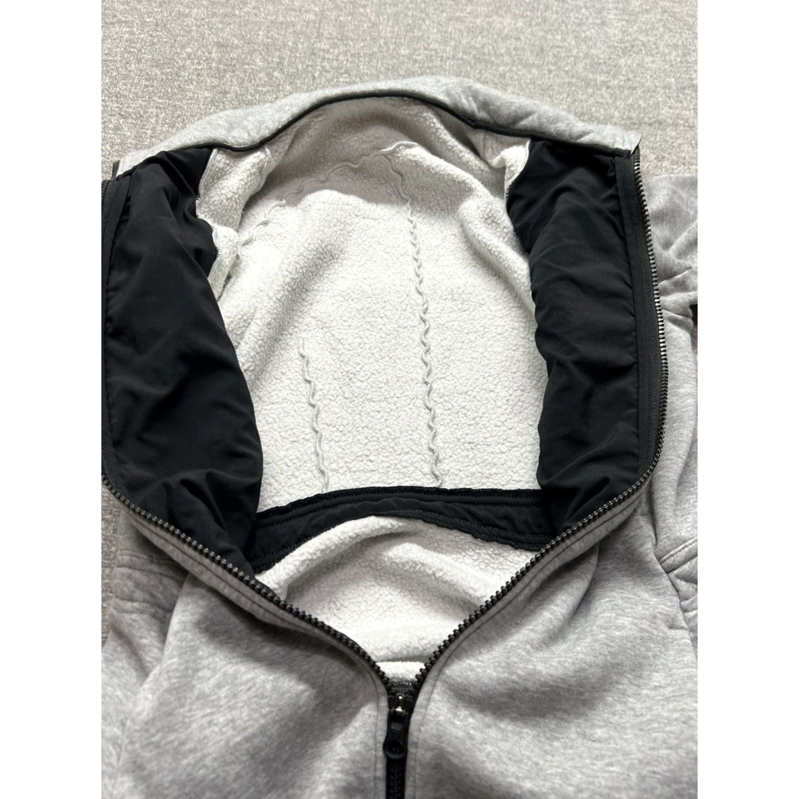 Lululemon Lululemon Insculpt Jacket Full Zip Mockneck Heather Gray Size 4 - Activewear Jacket Women, Gray, Regular, Fitted, Long Sleeve, Cotton Blend, 90s? Size S / US 4 / IT 40 - 7 Thumbnail