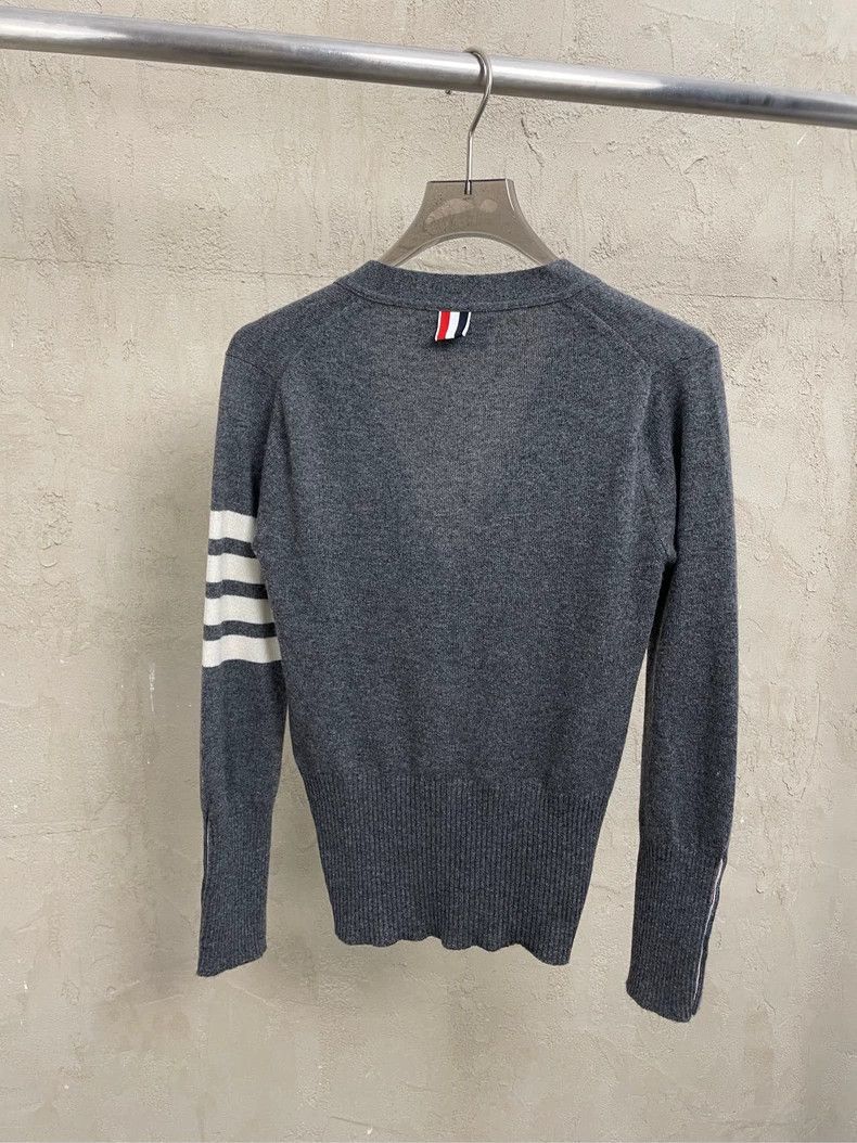 Thom Browne Thom browne Gray four-striped cashmere cardigan jacket 2504 Size XS / US 0-2 / IT 36-38 - 2 Thumbnail