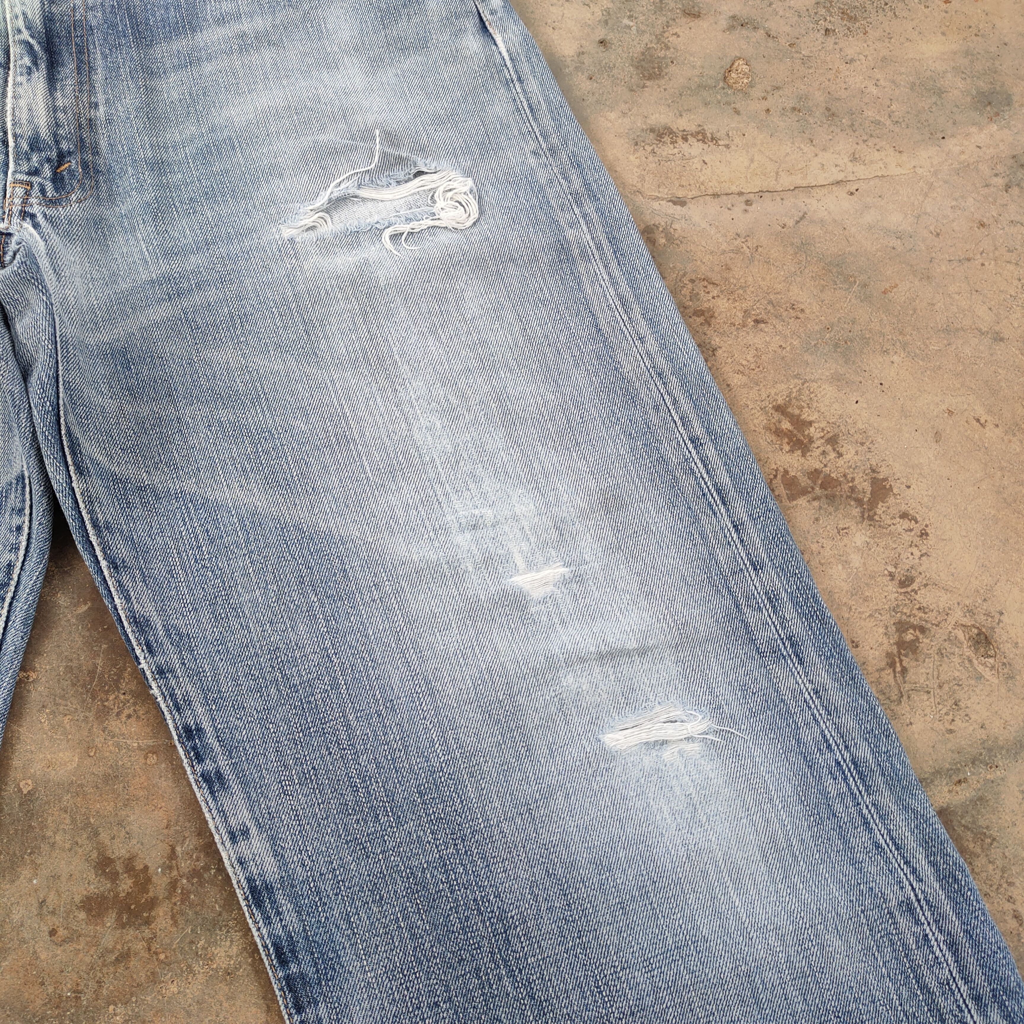 Levi's Vintage Clothing VINTAGE LEVI'S STRAUS 510 FADED RIPPED JEANS DENIM PANTS Size US 36 / EU 52 - 5 Thumbnail
