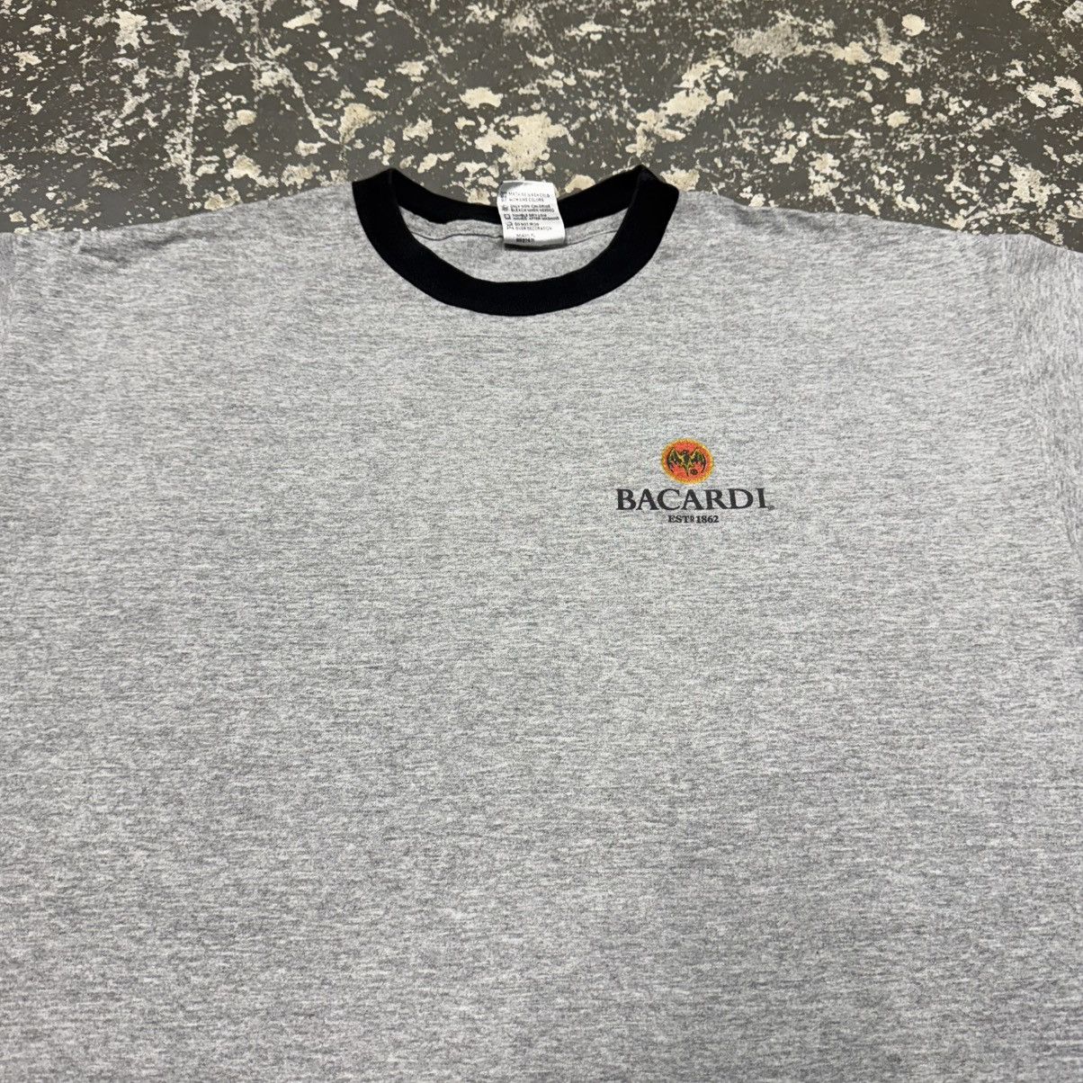 Vintage Vintage Bacardi Bat Grey Beer Alcohol Tshirt 90s Size US XL / EU 56 / 4 - 8 Thumbnail