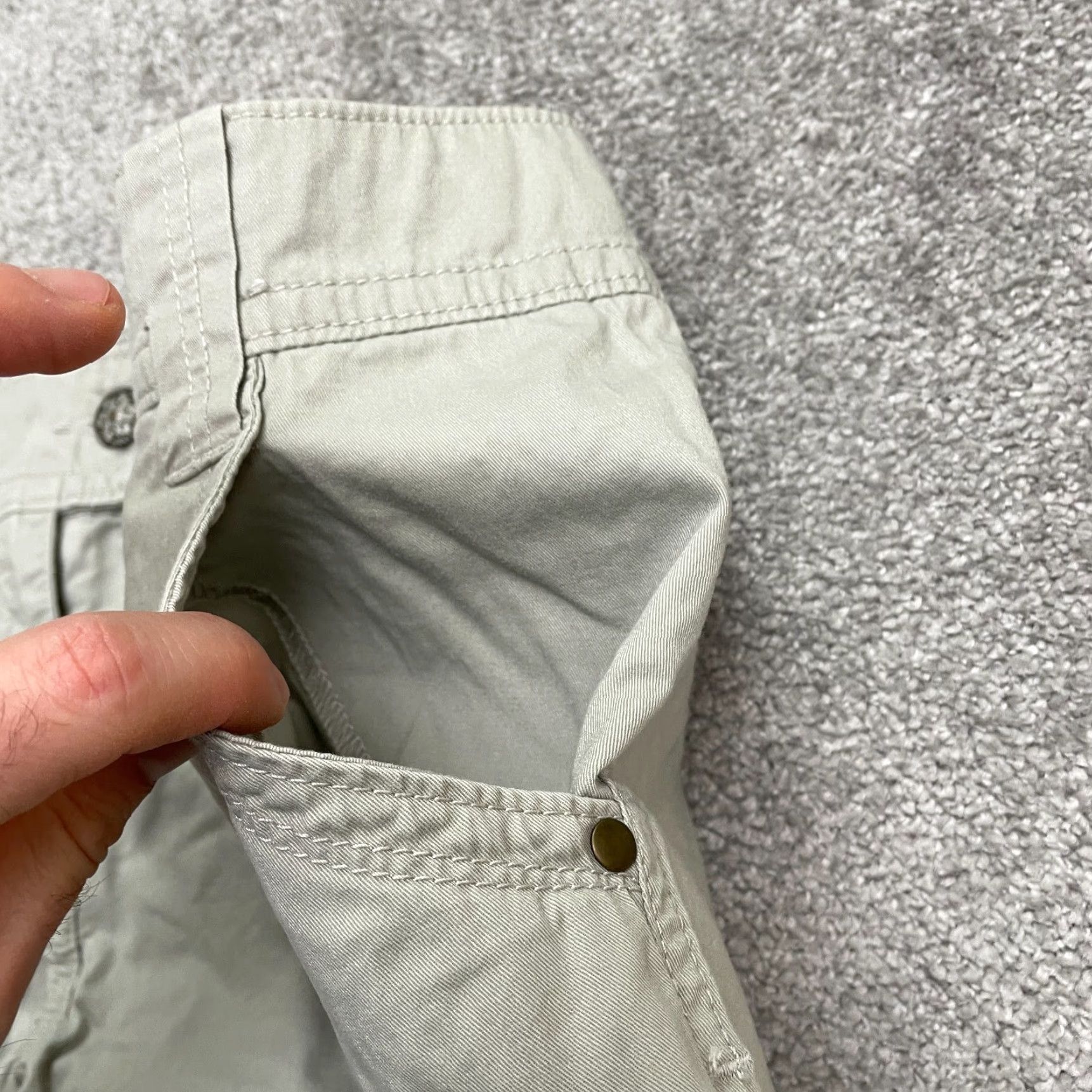 Avenue Avenue Signature Pants Womens 18 Beige Chino Wide Leg Mid Rise Pockets 41x29 Size 40" / US 18 - 3 Thumbnail