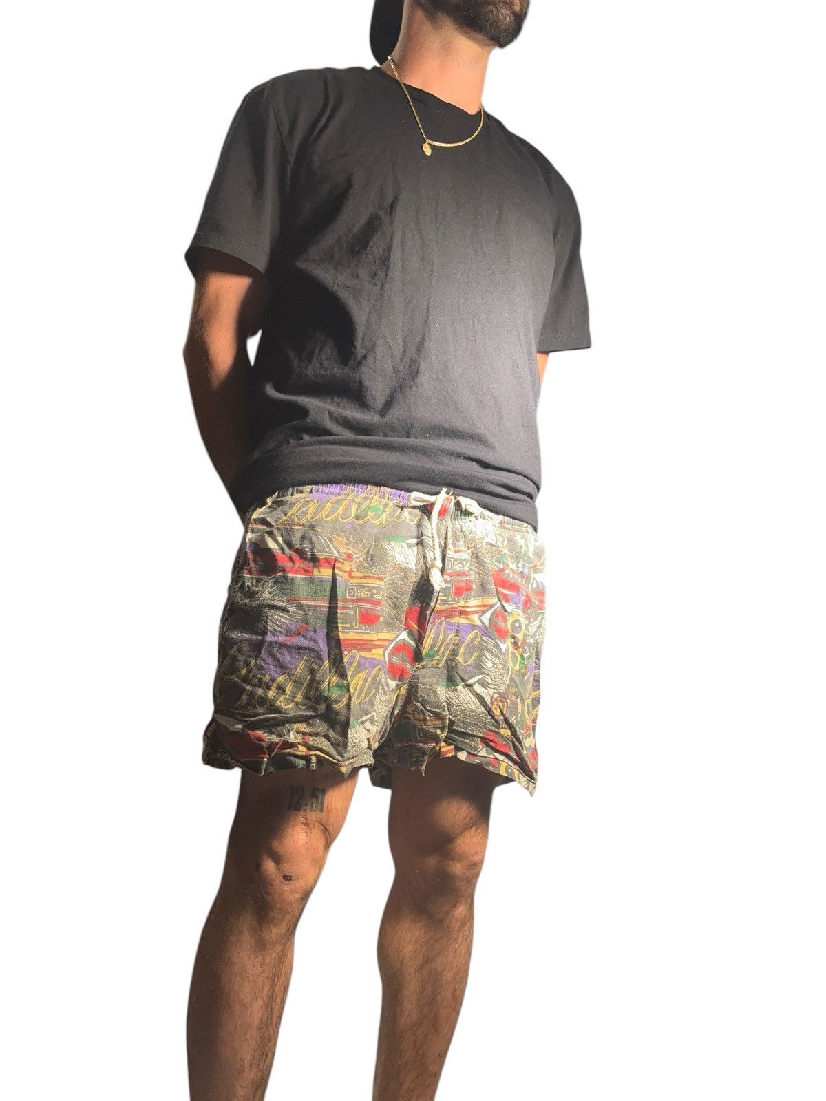 Vintage Vintage 90s Cadillac Shorts Size US 34 / EU 50 - 1 Thumbnail