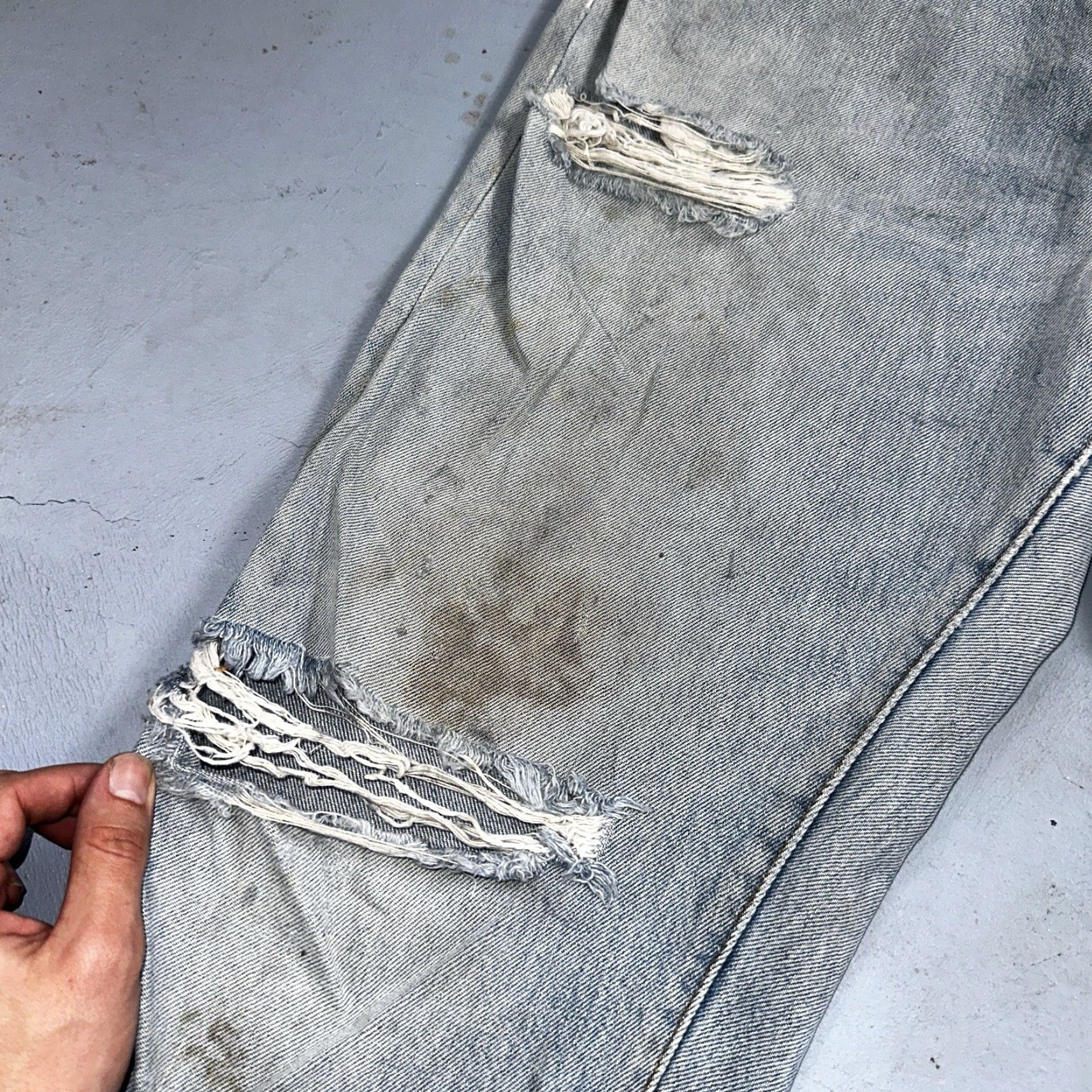 Levi's VINTAGE Levi's 501 Jeans 36x31 Light Wash USA Redline Selvedge 80s 90s 70s 501 XX Men Jeans Straight Distressed Classic Size US 36 / EU 52 - 5 Thumbnail