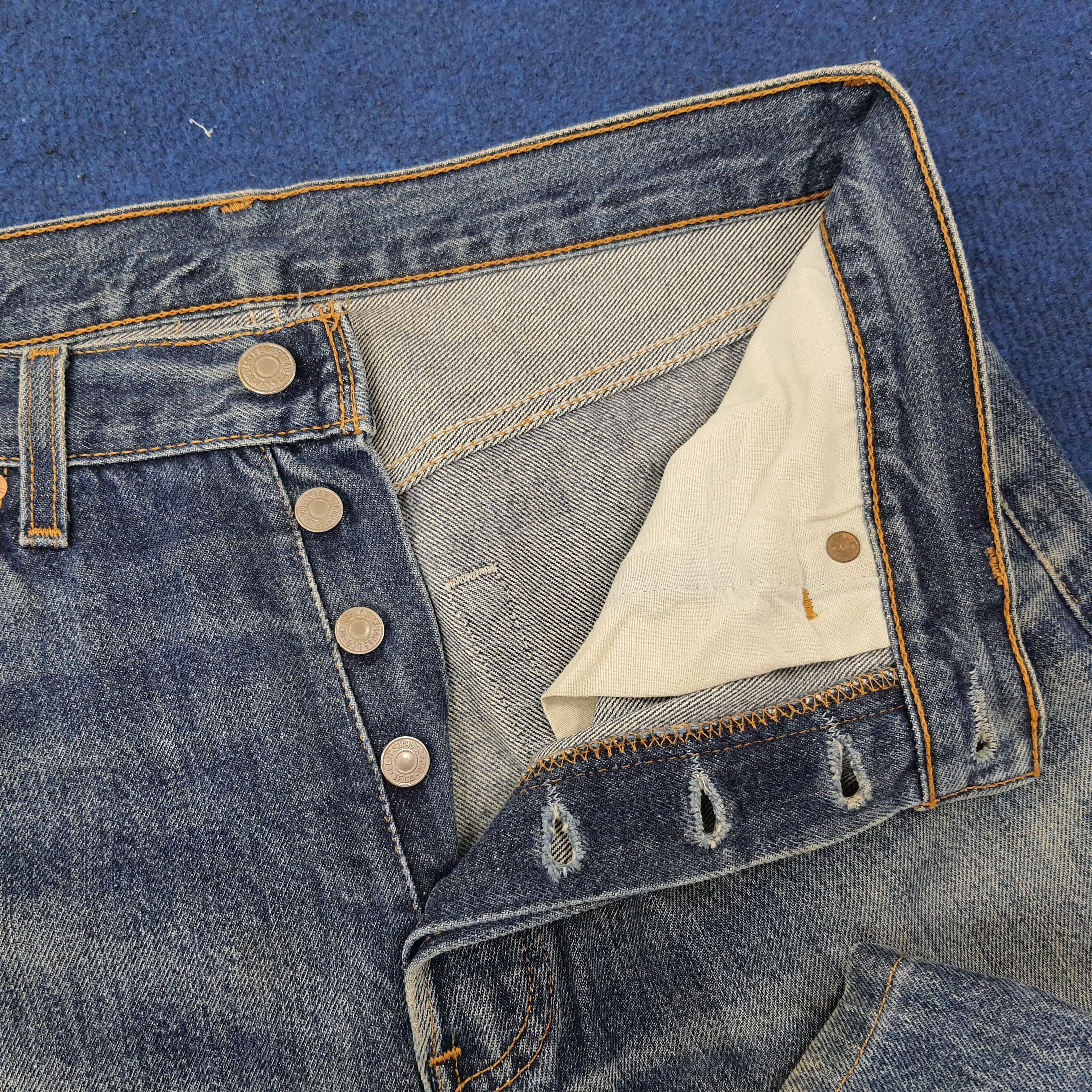 Levi's Vintage Levi's 501 Classic Jeans C235N18 Size US 30 / EU 46 - 5 Thumbnail