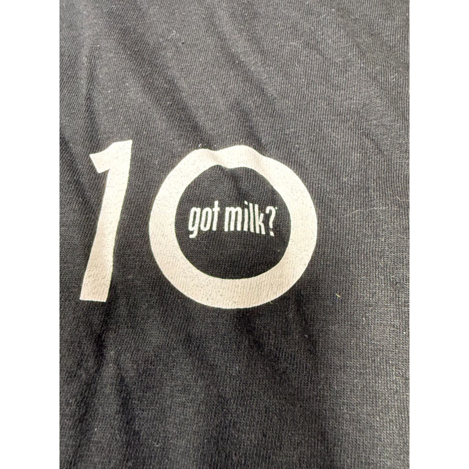 Vintage VINTAGE GOT MILK? 2000 GRAPHIC T-SHIRT Size L Black Rock Band Mens Size US L / EU 52-54 / 3 - 3 Thumbnail
