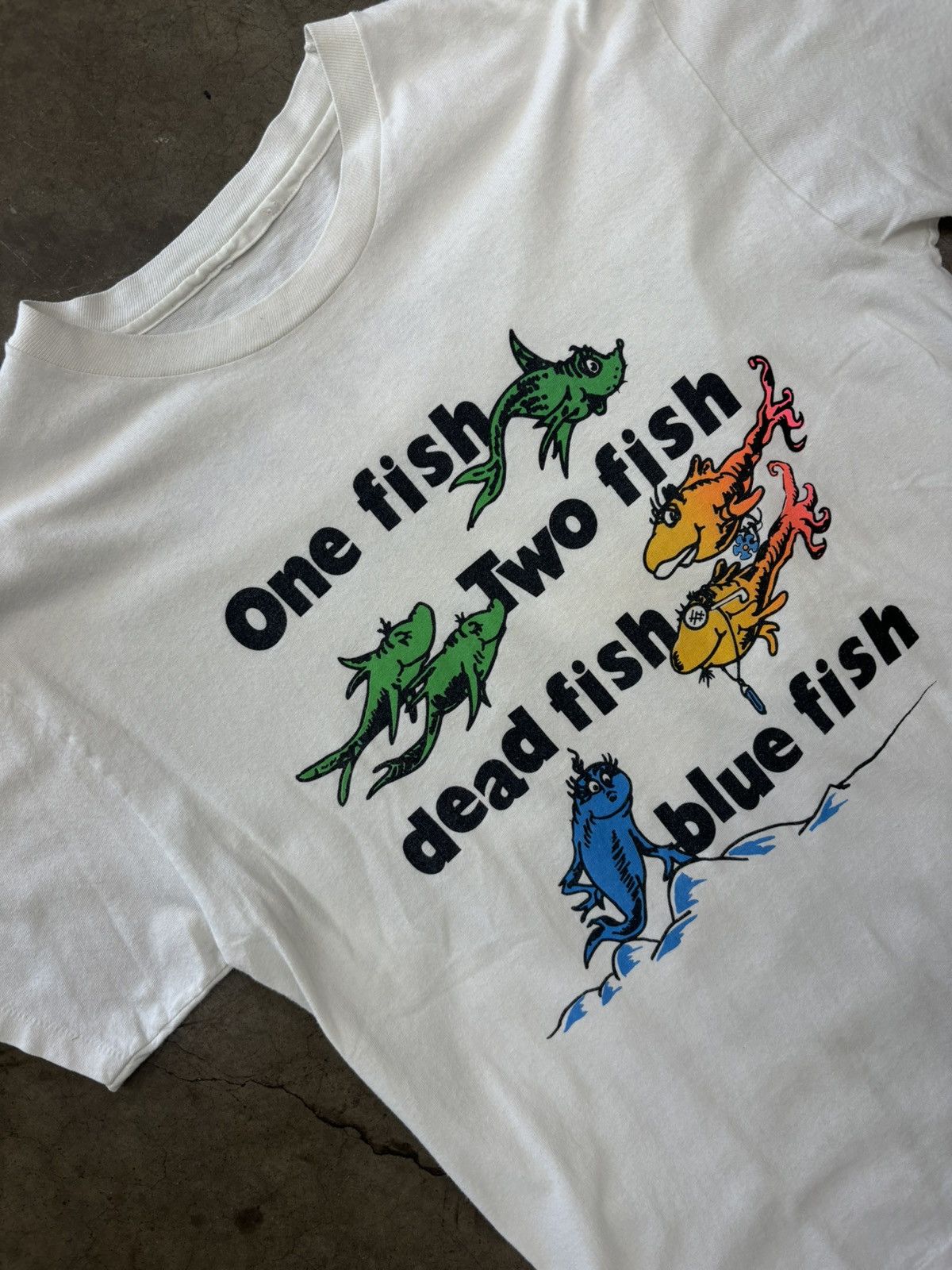 Vintage Vintage Dr. Seuss One Fish Two Fish Single Stitch Tee Large Size US M / EU 48-50 / 2 - 1 Thumbnail