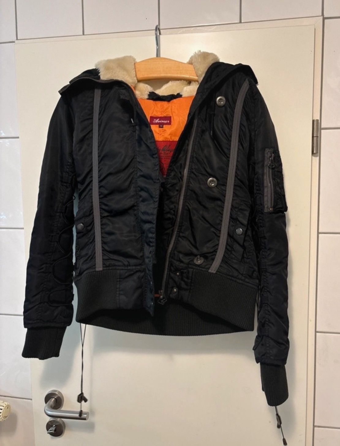 Avirex Avirex black bomber jacket Size US M / EU 48-50 / 2 - 13 Thumbnail