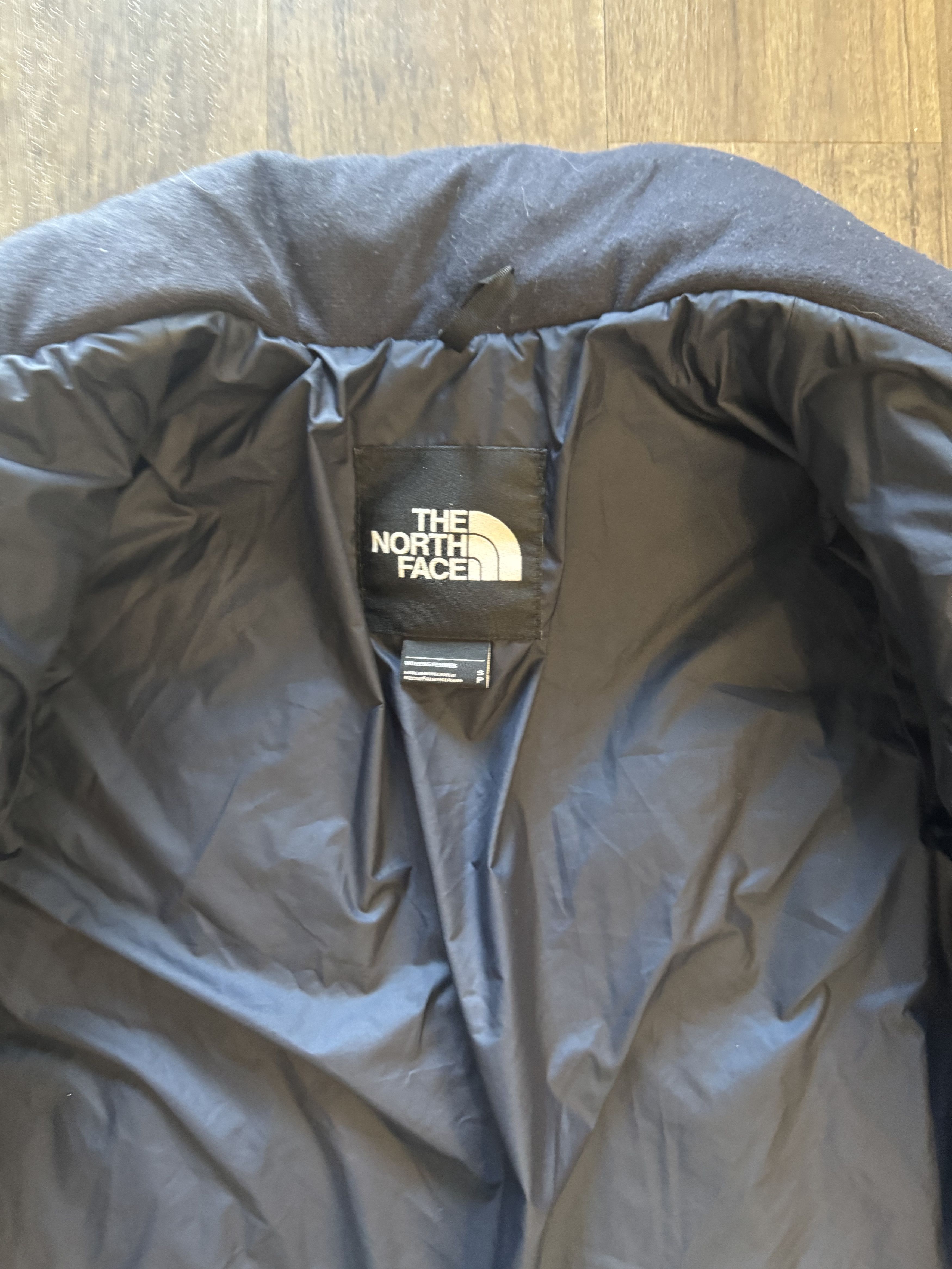 The North Face The North Face 700 - Classic Cream Puffer Jacket Size S / US 4 / IT 40 - 3 Thumbnail
