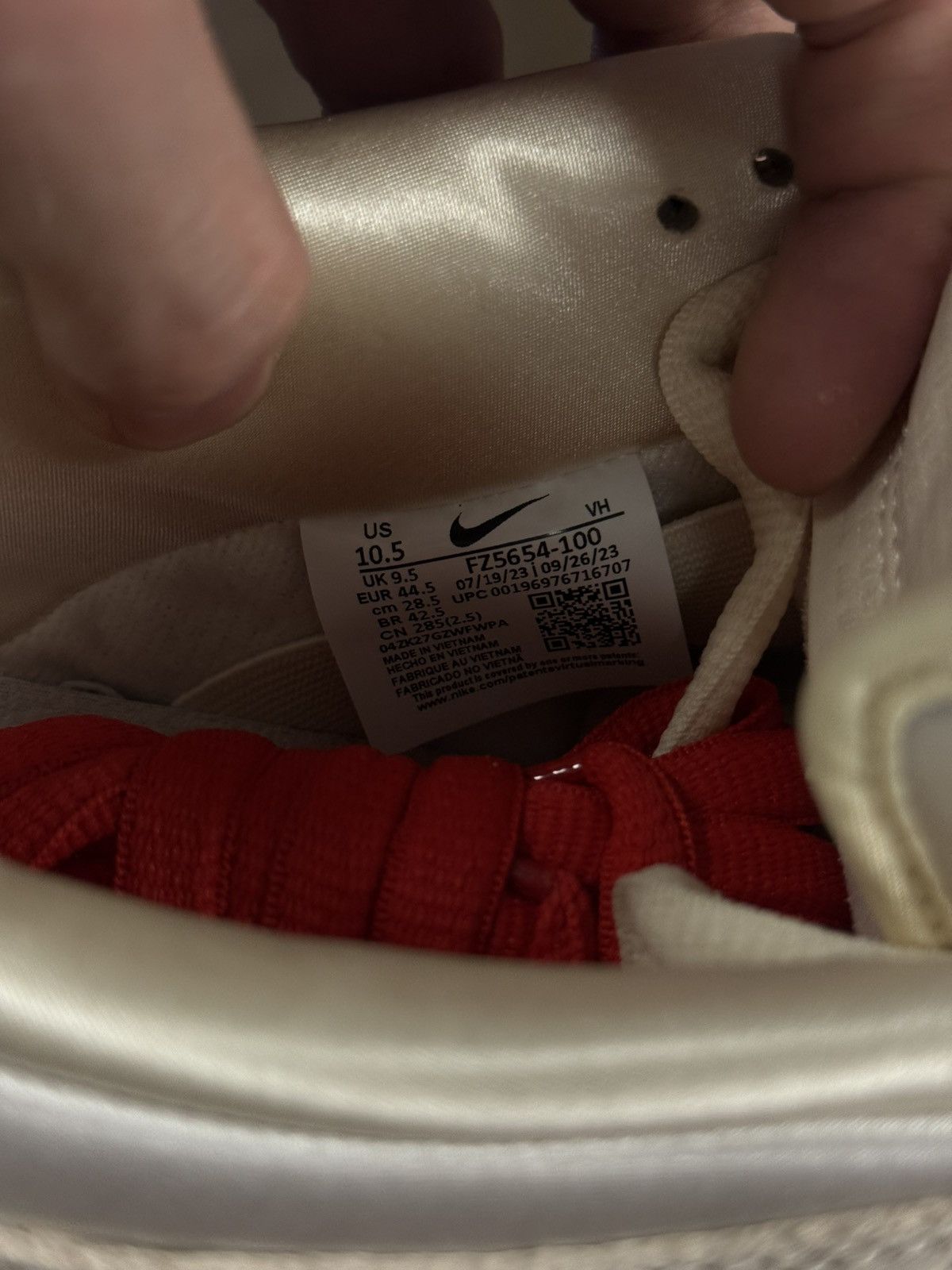 Nike Nike SB Dunk Low City Of Love Light Bone 10.5 (NEW) Size US 10.5 / EU 43-44 - 15 Thumbnail