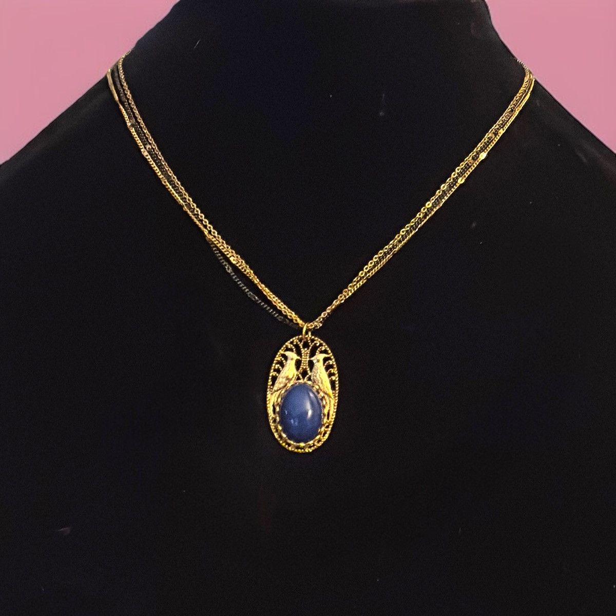 Vintage Vintage multi strand oval filigree peacock cabochon necklace Size ONE SIZE - 1 Thumbnail
