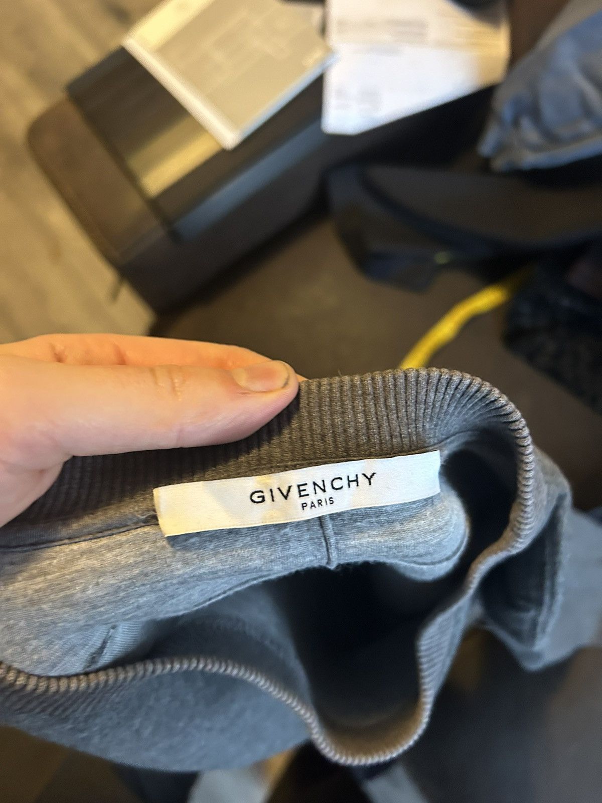 Givenchy Grey Leather Logo Badge Viscose Sweatshirt Size US S / EU 44-46 / 1 - 10 Thumbnail