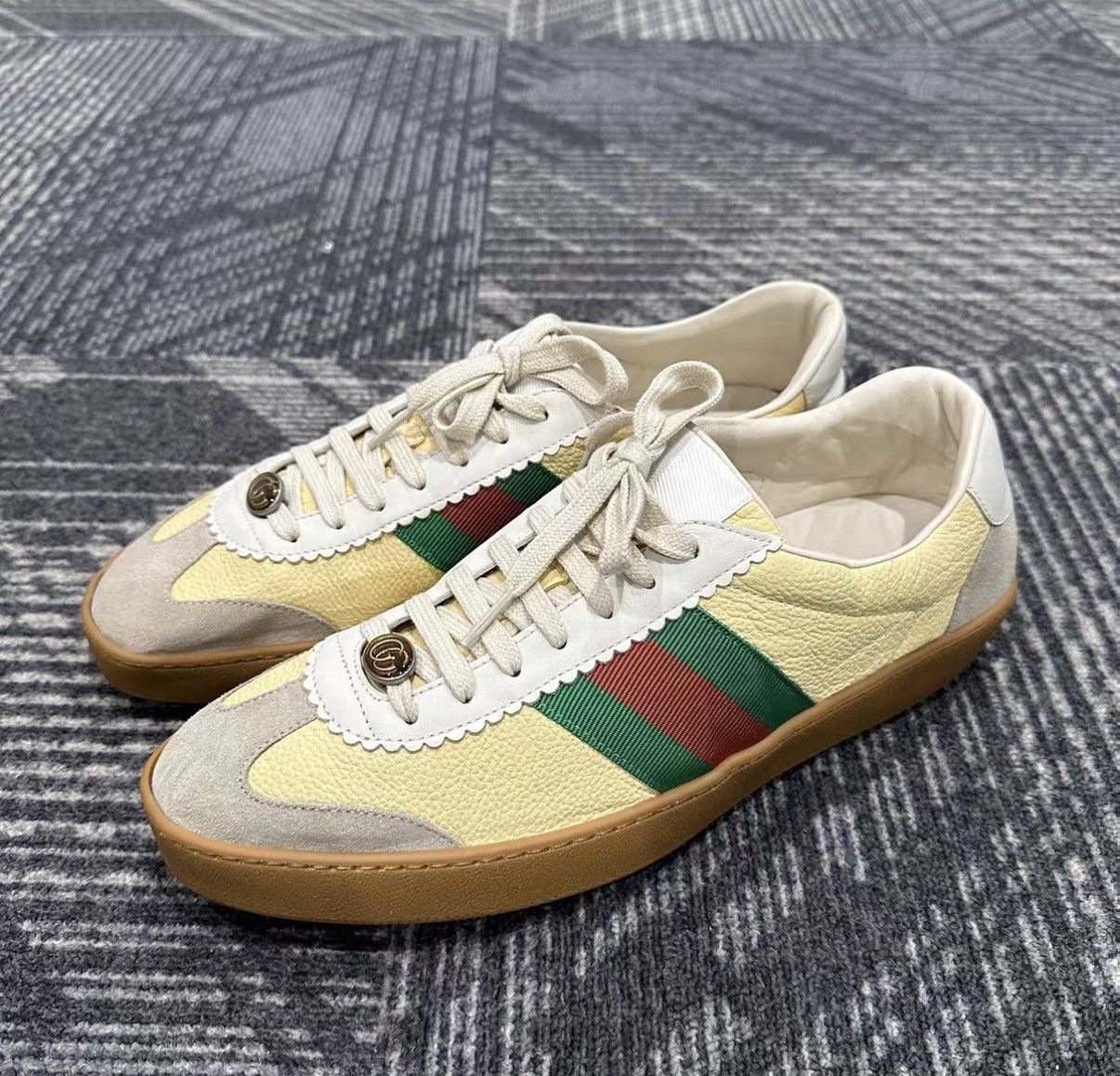 Gucci Gucci Bee G74 Web Trainers J42 Size US 9.5 / EU 42-43 - 1 Thumbnail