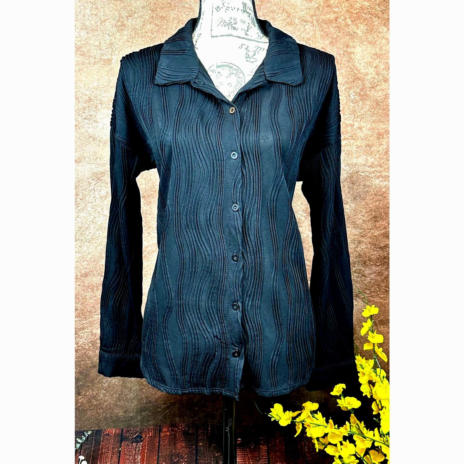 Other Kaileigh Crinkle Crease Collared Shirt Black size M Size M / US 6-8 / IT 42-44 - 2 Thumbnail