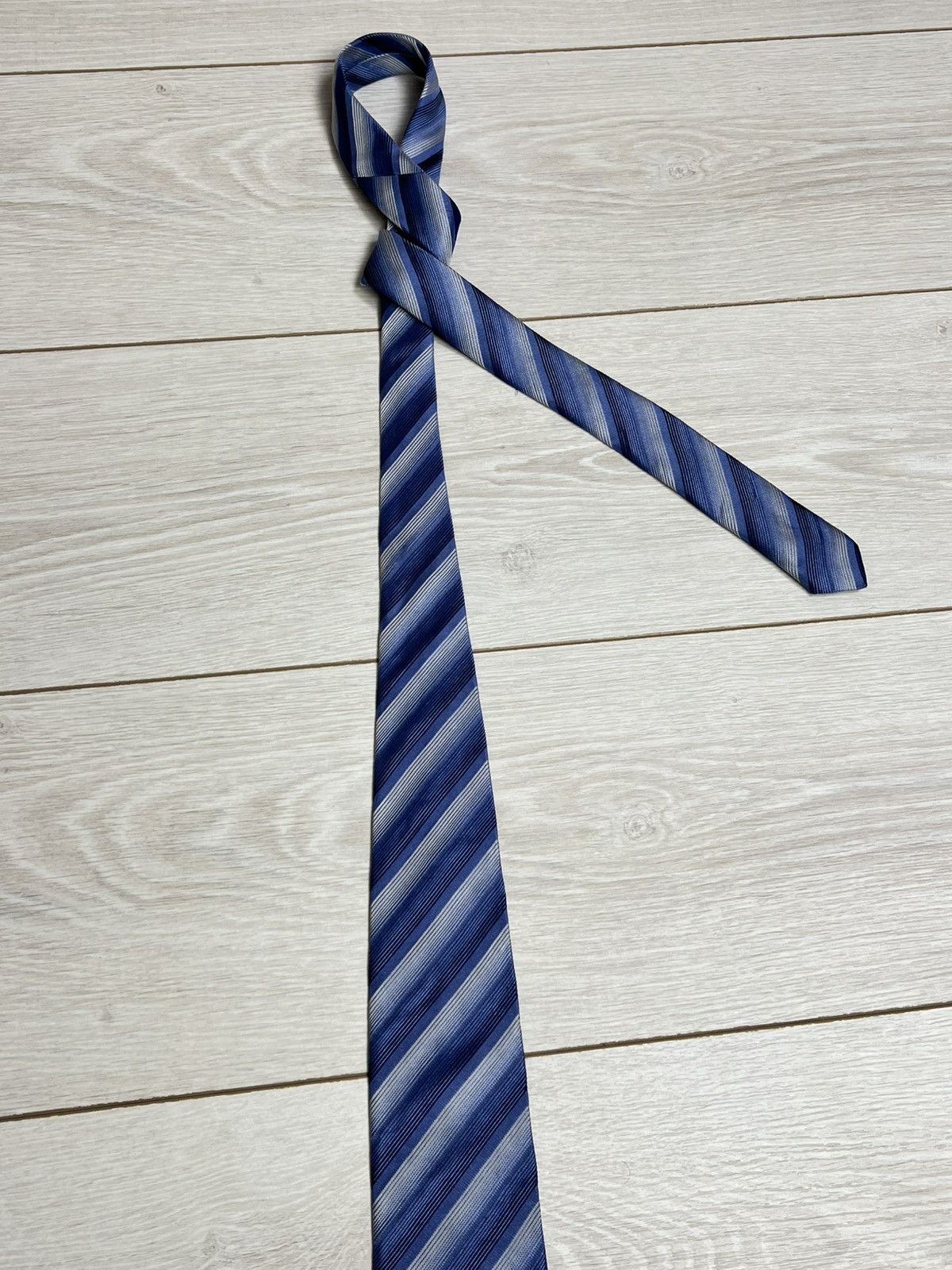 Lanvin Lanvin Paris 100% Silk Striped Tie Made in France Size ONE SIZE - 2 Thumbnail