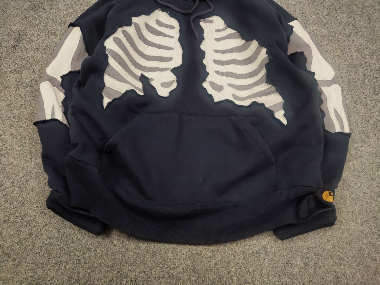 Carhartt Vintage Carhartt Skeleton Original Baggy Fit Hoodie USA Size US L / EU 52-54 / 3 - 6 Thumbnail