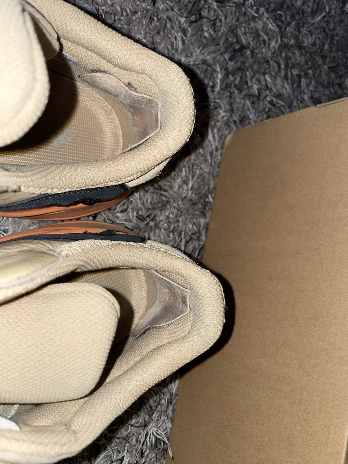 Adidas × Yeezy Yeezy Boost 700 'Enflame Amber' Size US 10 / EU 43 - 6 Thumbnail