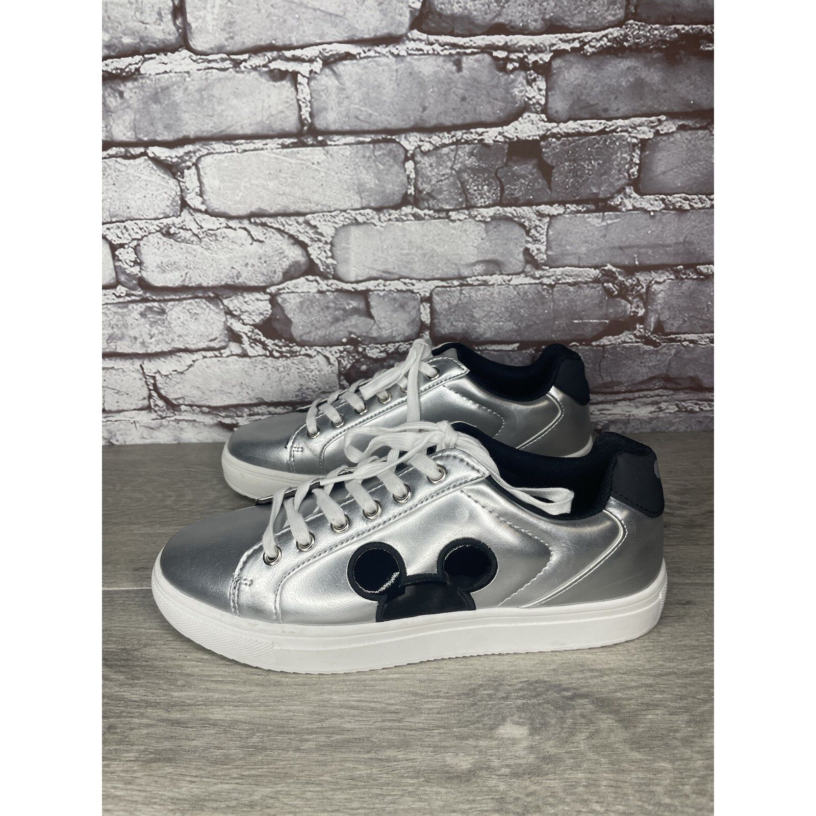 Disney Disney Mickey Mouse Silver Metallic Textile Lace Up Low Snea Size US 10 / IT 40 - 1 Thumbnail