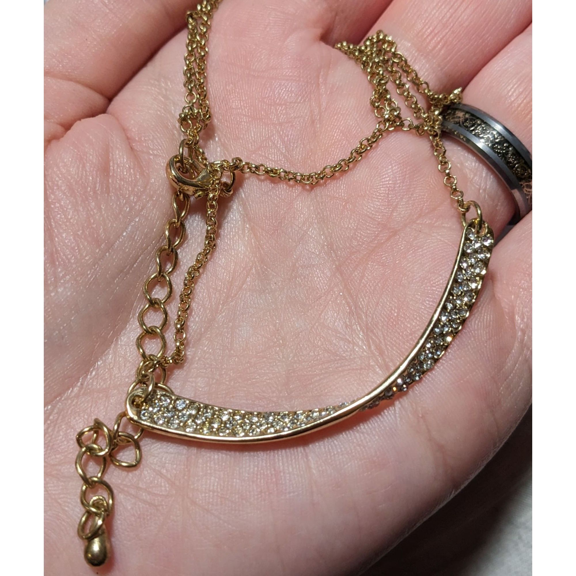 Other Sparkly Glam Gold Rhinestone Twisted Bar Necklace Size ONE SIZE - 13 Thumbnail