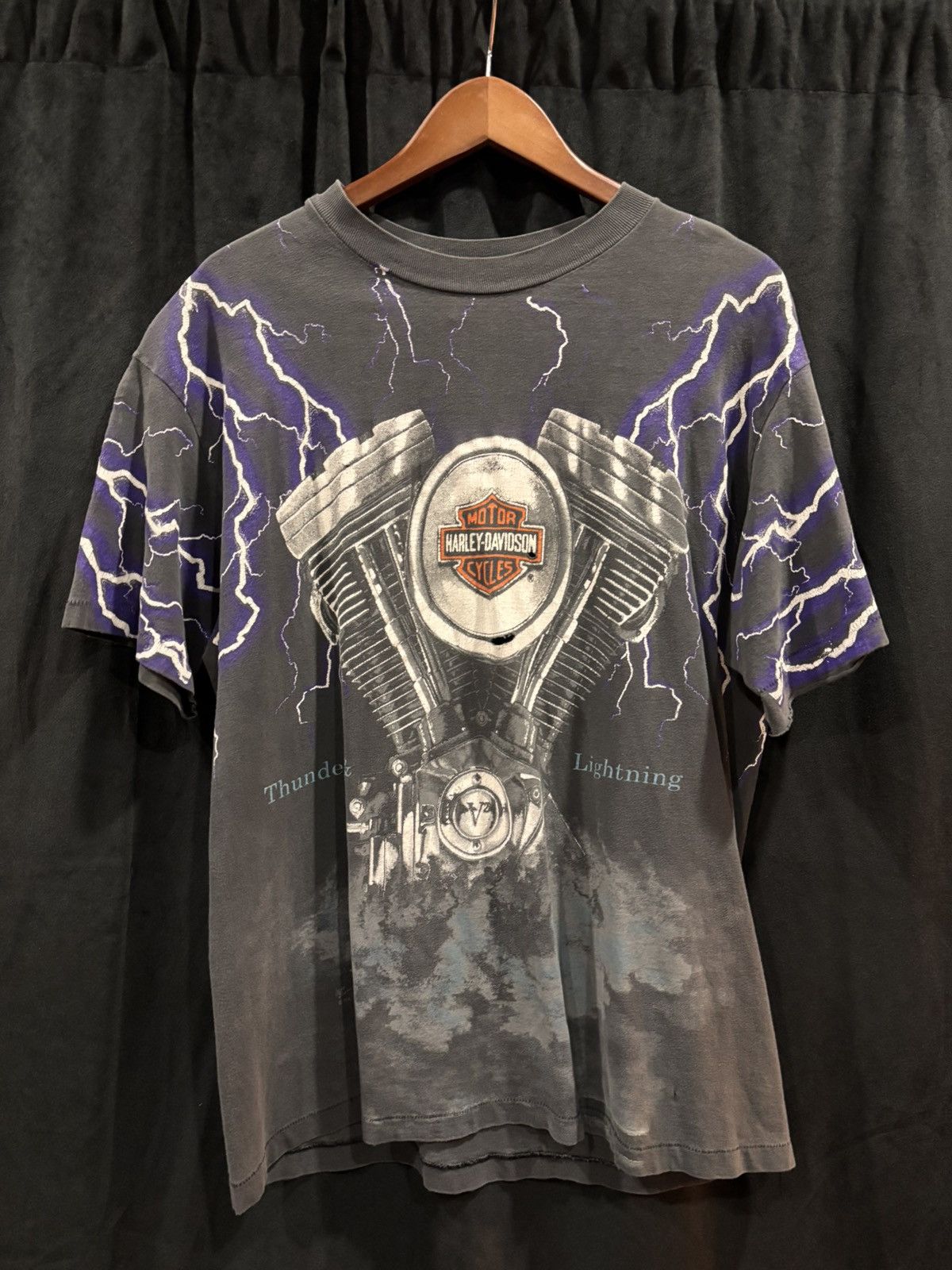 Vintage Vintage Harley Davidson Thunder & Lighting T Shirt