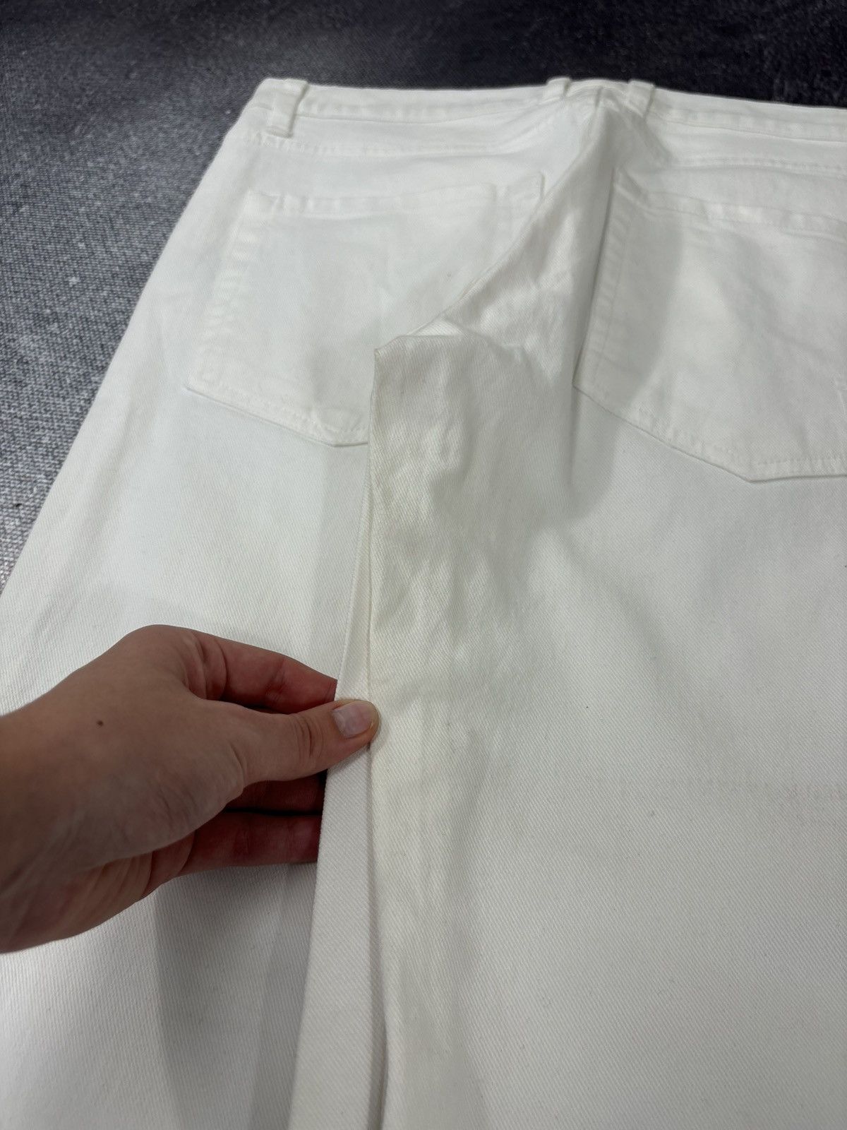Iceberg Vintage Iceberg Men’s White Italian Denim Straight Fit Jeans Size US 31 - 20 Thumbnail