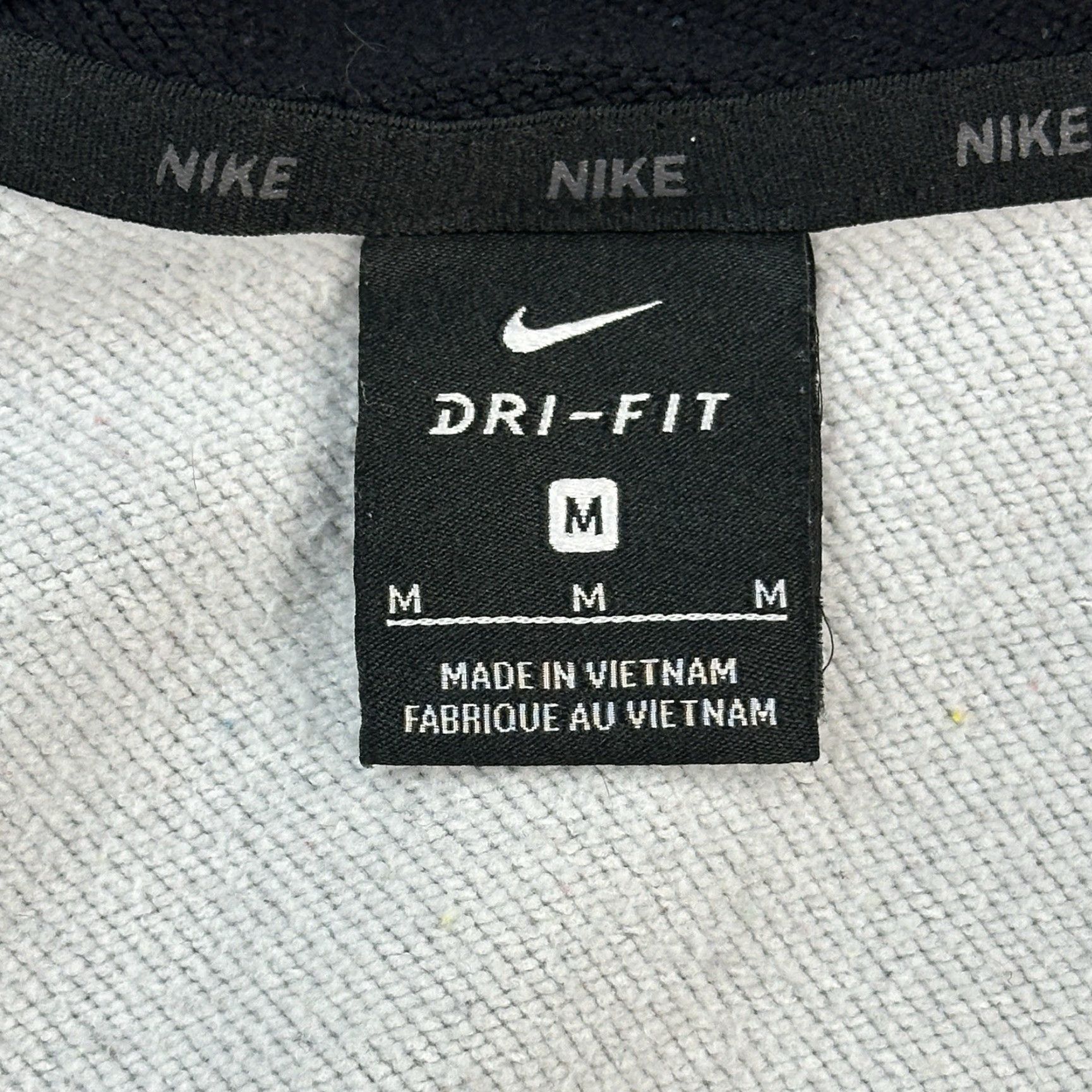 Nike Nike Hoodie Mens Medium Gray Black Dri Fit Full Zip Lightweight Logo Spellout Clothing Utt Most Likely Size US M / EU 48-50 / 2 - 7 Thumbnail