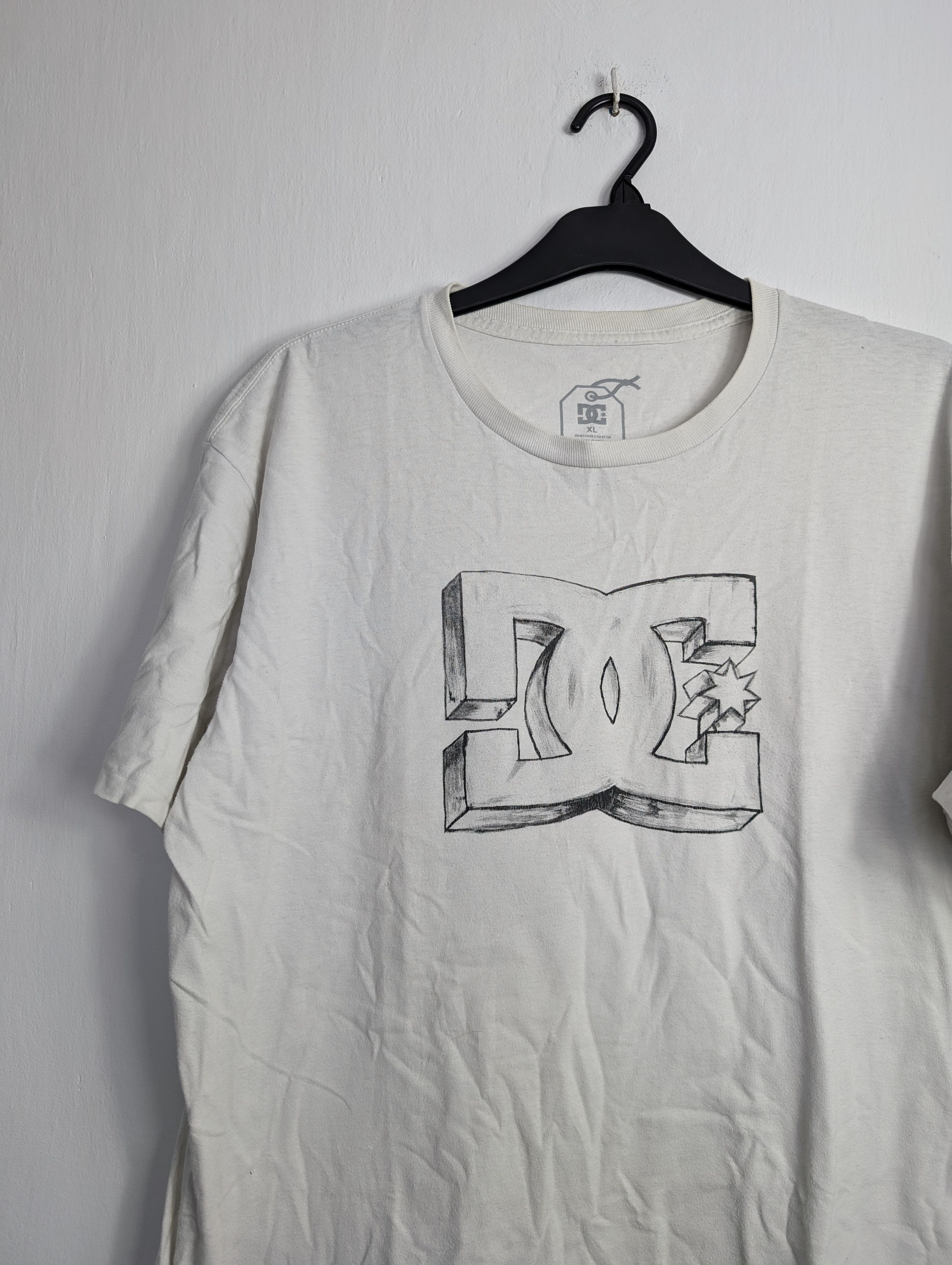 DC DC Shoes Sketch Logo Tee Skate Skateboarding Y2k Size US XL / EU 56 / 4 - 2 Thumbnail
