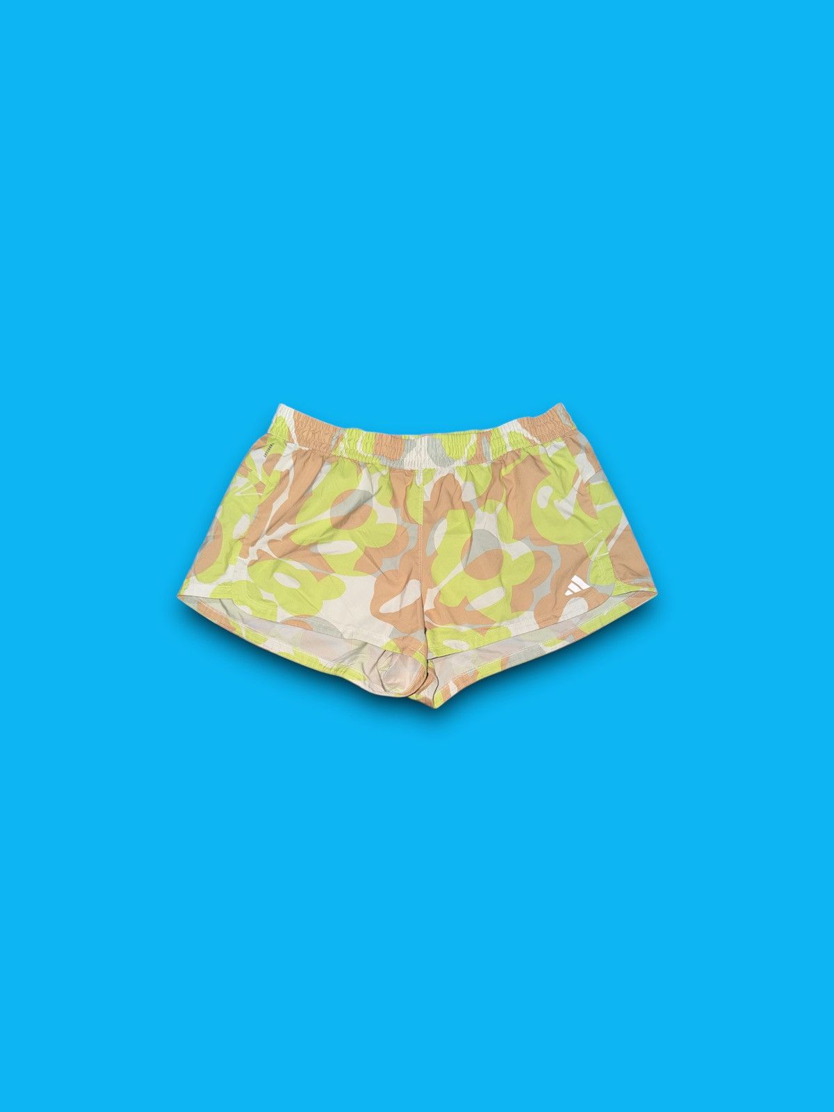 Adidas Adidas Women's Floral Print Pacer Training Essential Shorts Size 27" / US 4 / IT 40 - 1 Thumbnail
