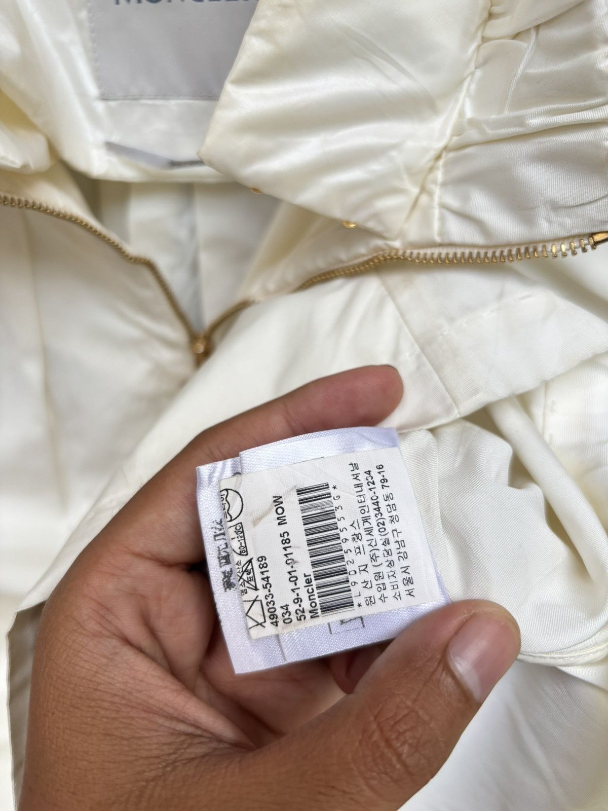 Moncler Authentic Moncler short crop jacket Size M / US 6-8 / IT 42-44 - 12 Thumbnail