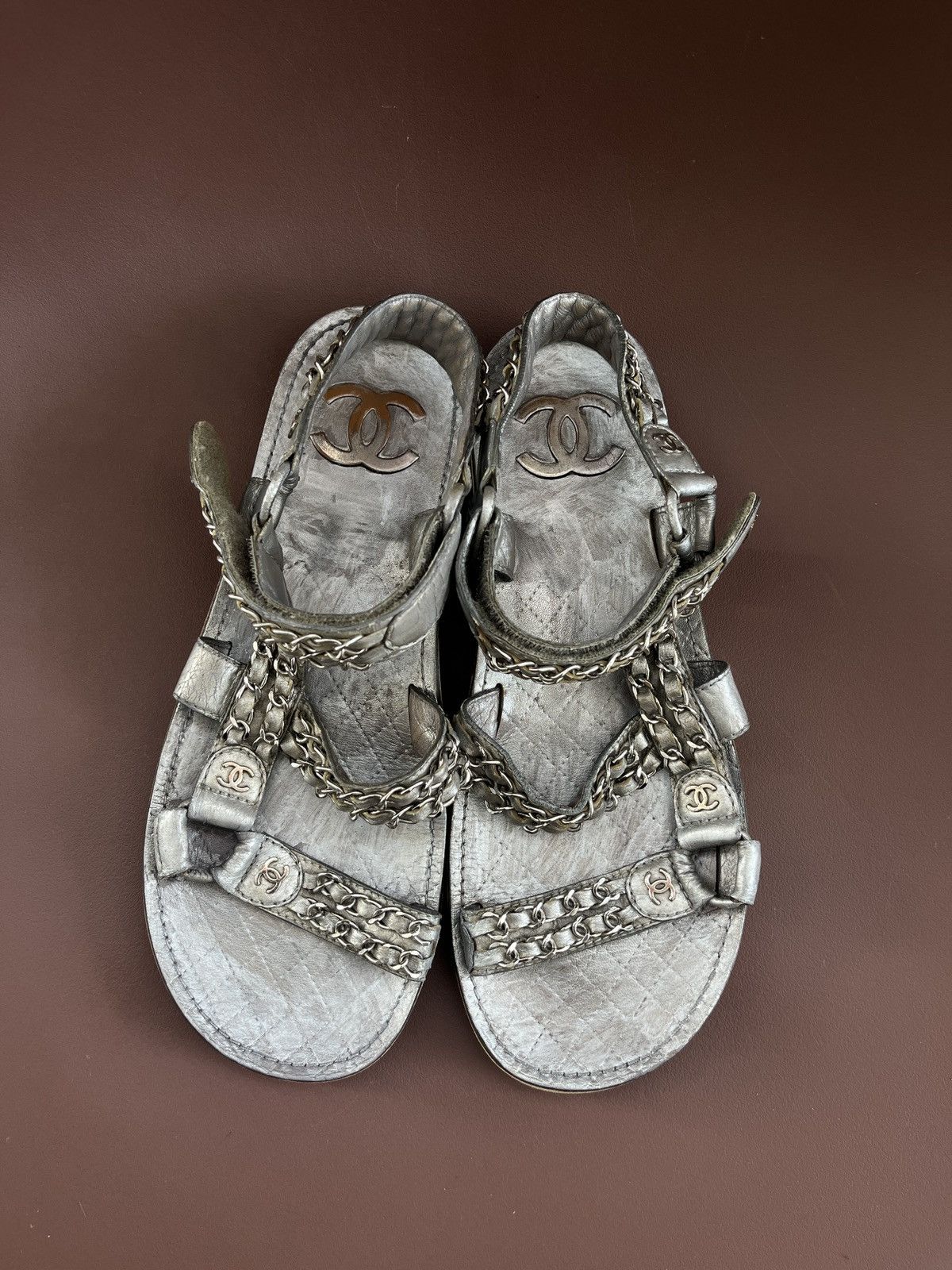 Chanel Metallic Lambskin Chain Sandals Size US 7.5 / IT 37.5 - 8 Thumbnail