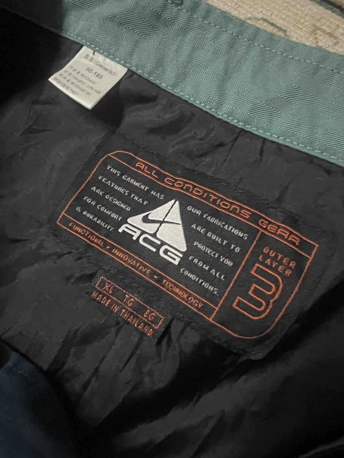 Nike ACG Nike ACG Vintage Men’s Snowboarding Pants Size US 37 - 7 Thumbnail