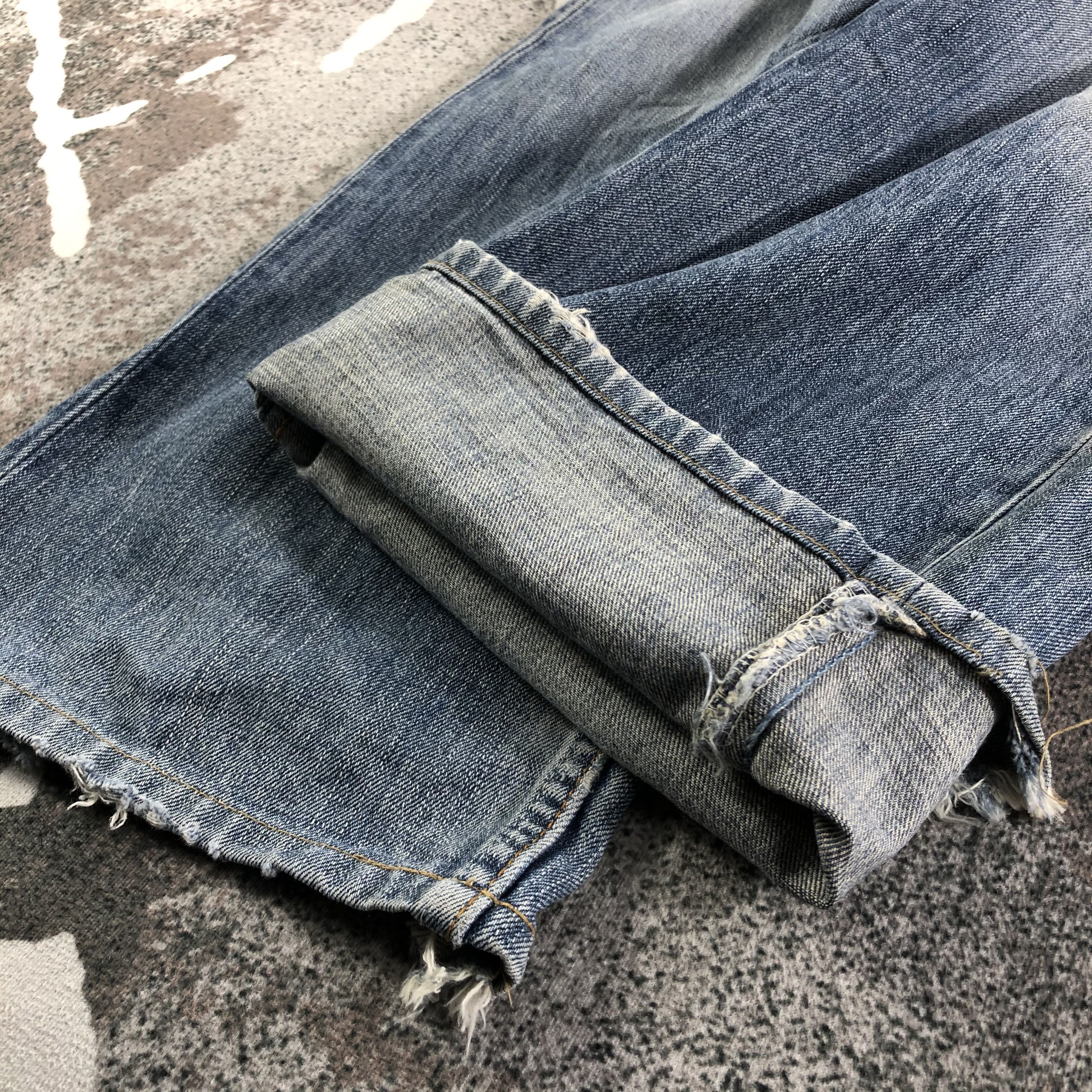 Levi's Vintage Levis 503 Jeans Medium Wash Denim KJ2873 Size US 34 / EU 50 - 7 Thumbnail