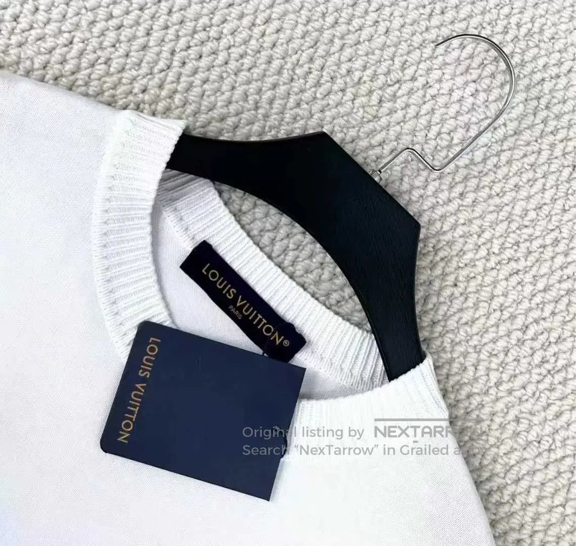 Louis Vuitton louis vuitton white logo short sleeve knit tee. Size US L / EU 52-54 / 3 - 2 Thumbnail